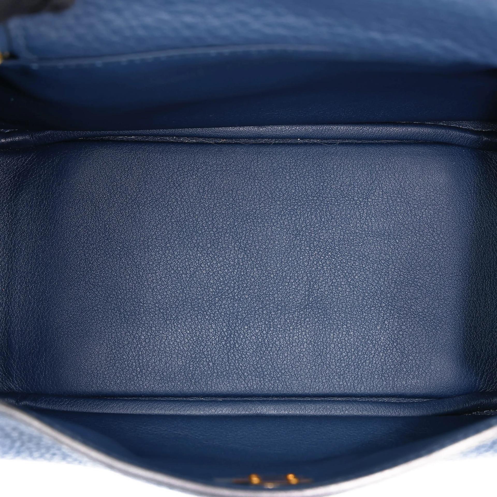 Very Good ( Rank A) HERMÈS Mini Lindy Navy (7U) Clemence Gold hardware Y (2020) - 21