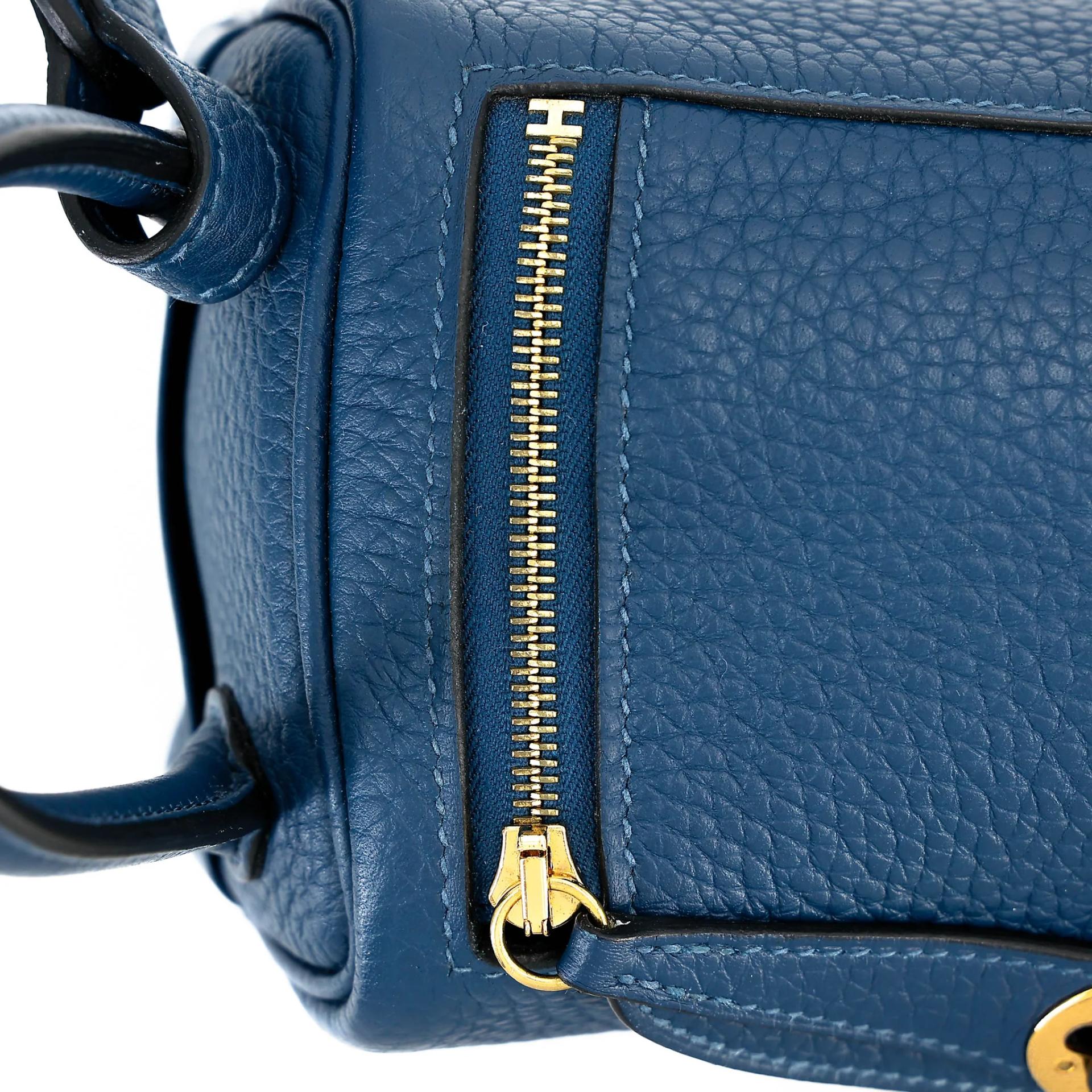 Very Good ( Rank A) HERMÈS Mini Lindy Navy (7U) Clemence Gold hardware Y (2020) - 14