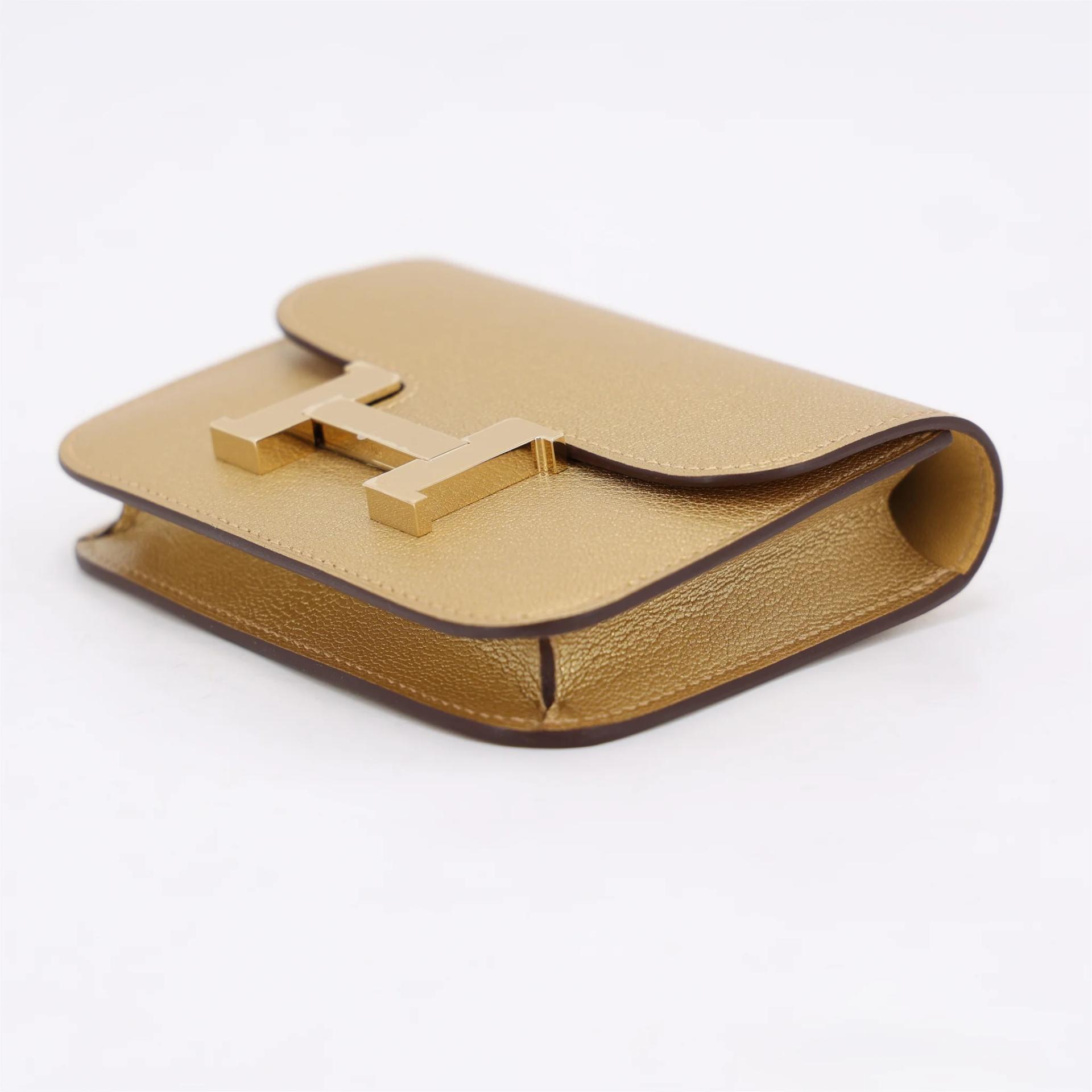Unused ( Rank NS ) HERMÈS Constance Slim Wallet Dore (Y9) Chamkilight Gold hardware K (2025) - 4