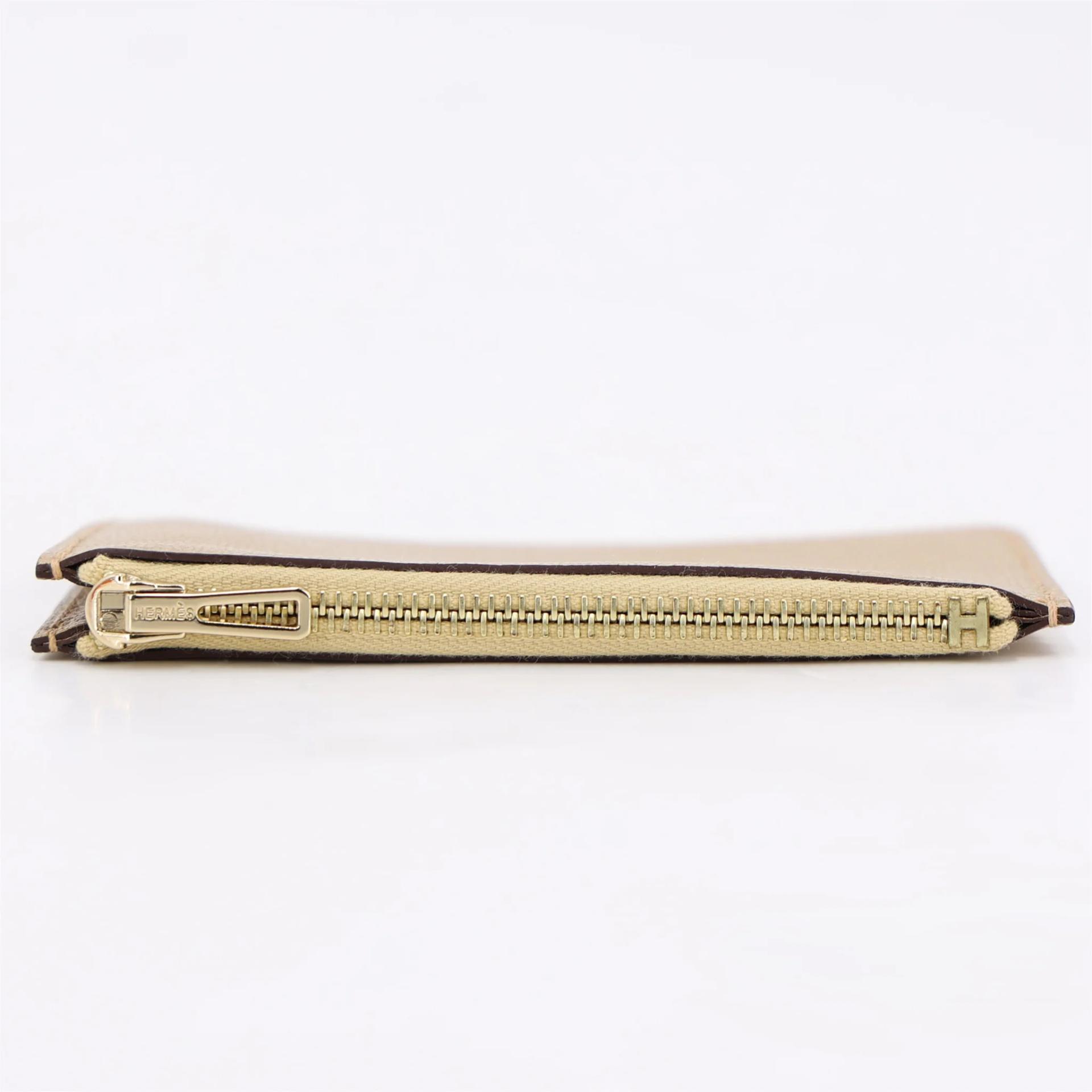 Unused ( Rank NS ) HERMÈS Constance Slim Wallet Dore (Y9) Chamkilight Gold hardware K (2025) - 20