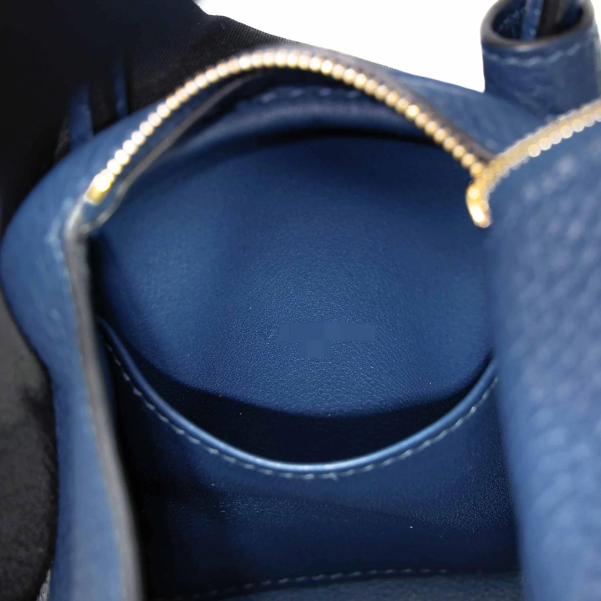 Very Good ( Rank A) HERMÈS Mini Lindy Navy (7U) Clemence Gold hardware Y (2020) - 20