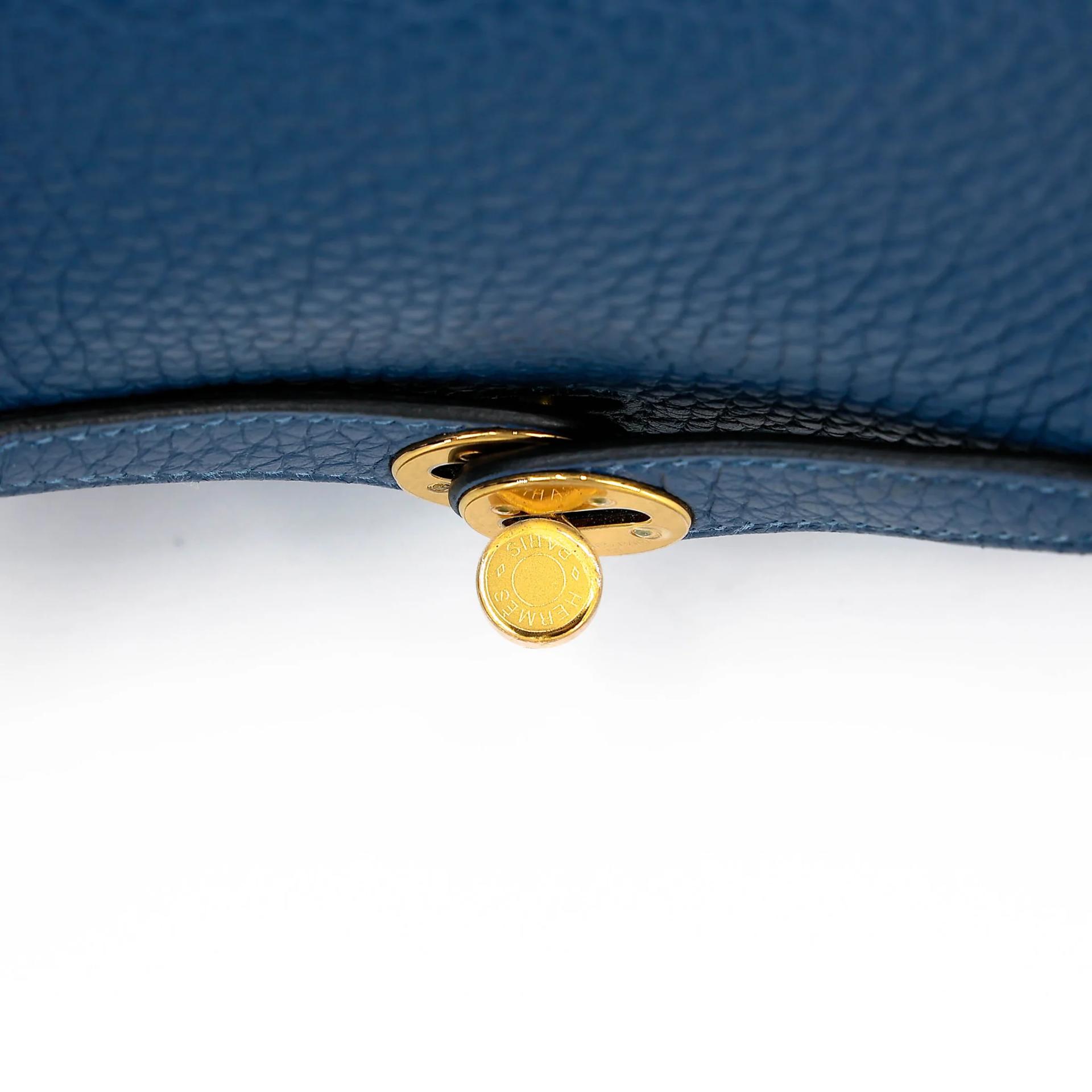 Very Good ( Rank A) HERMÈS Mini Lindy Navy (7U) Clemence Gold hardware Y (2020) - 17