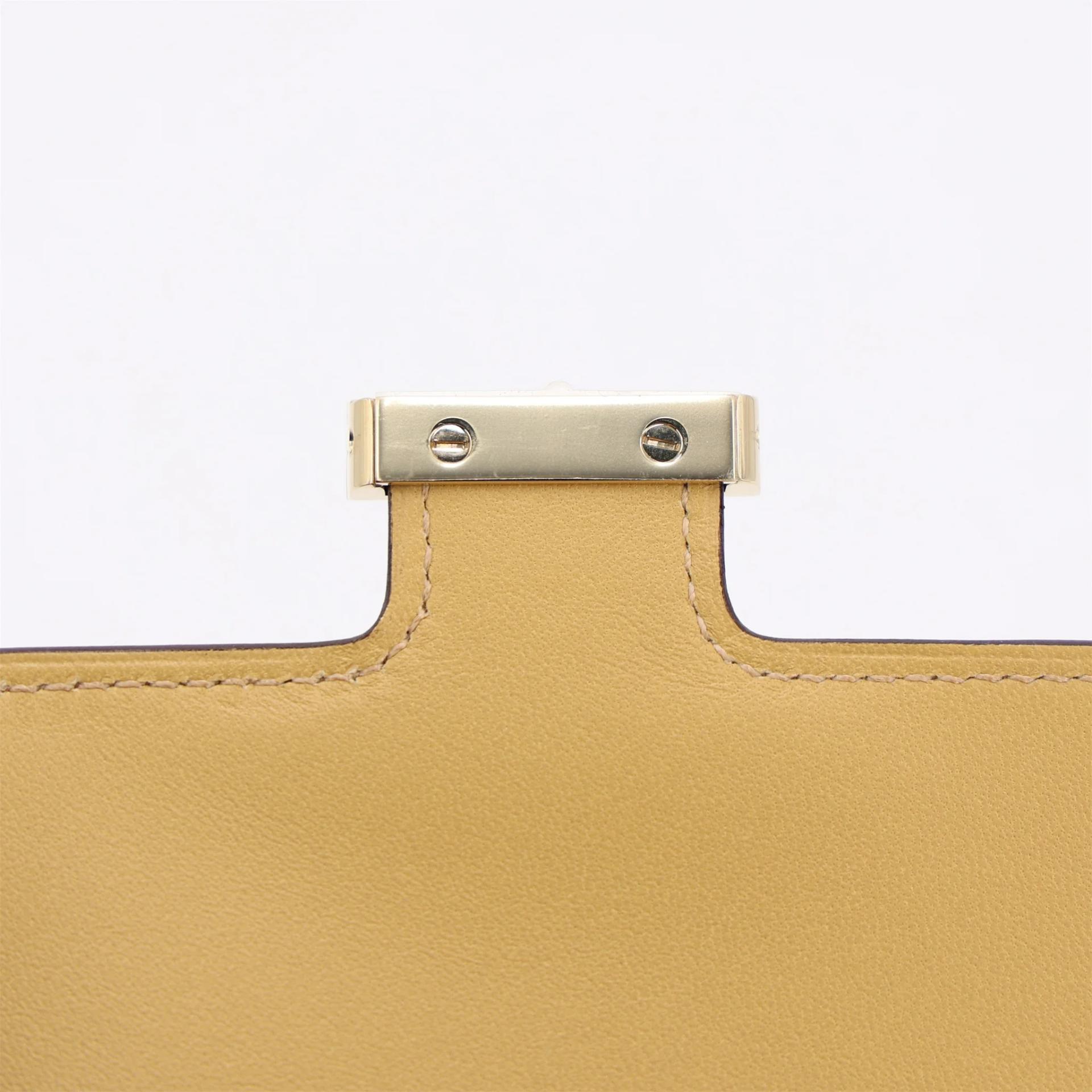 Unused ( Rank NS ) HERMÈS Constance Slim Wallet Dore (Y9) Chamkilight Gold hardware K (2025) - 9