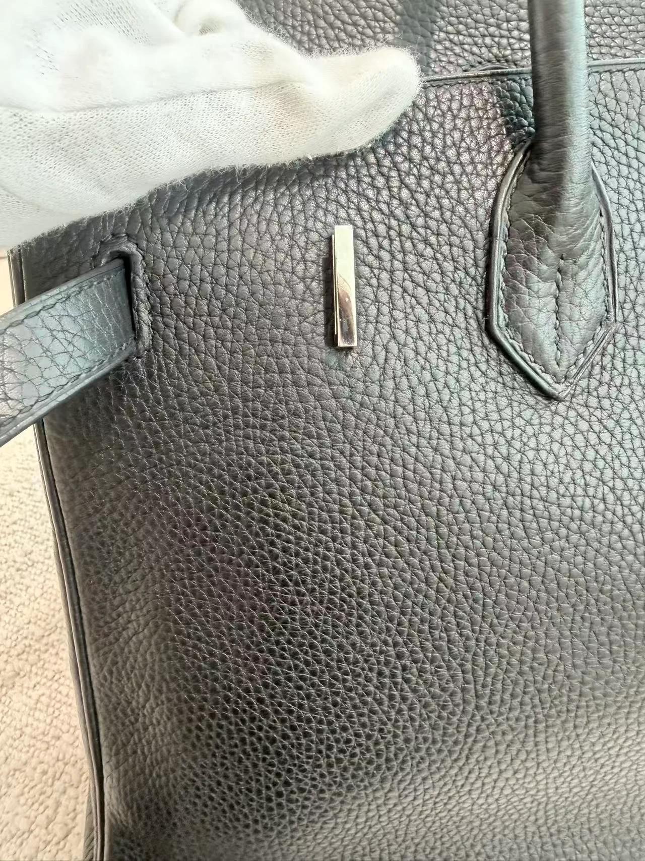 Good ( Rank AB) HERMÈS Birkin 35 Noir (89) Clemence Palladium hardware Square I (2005) - 26