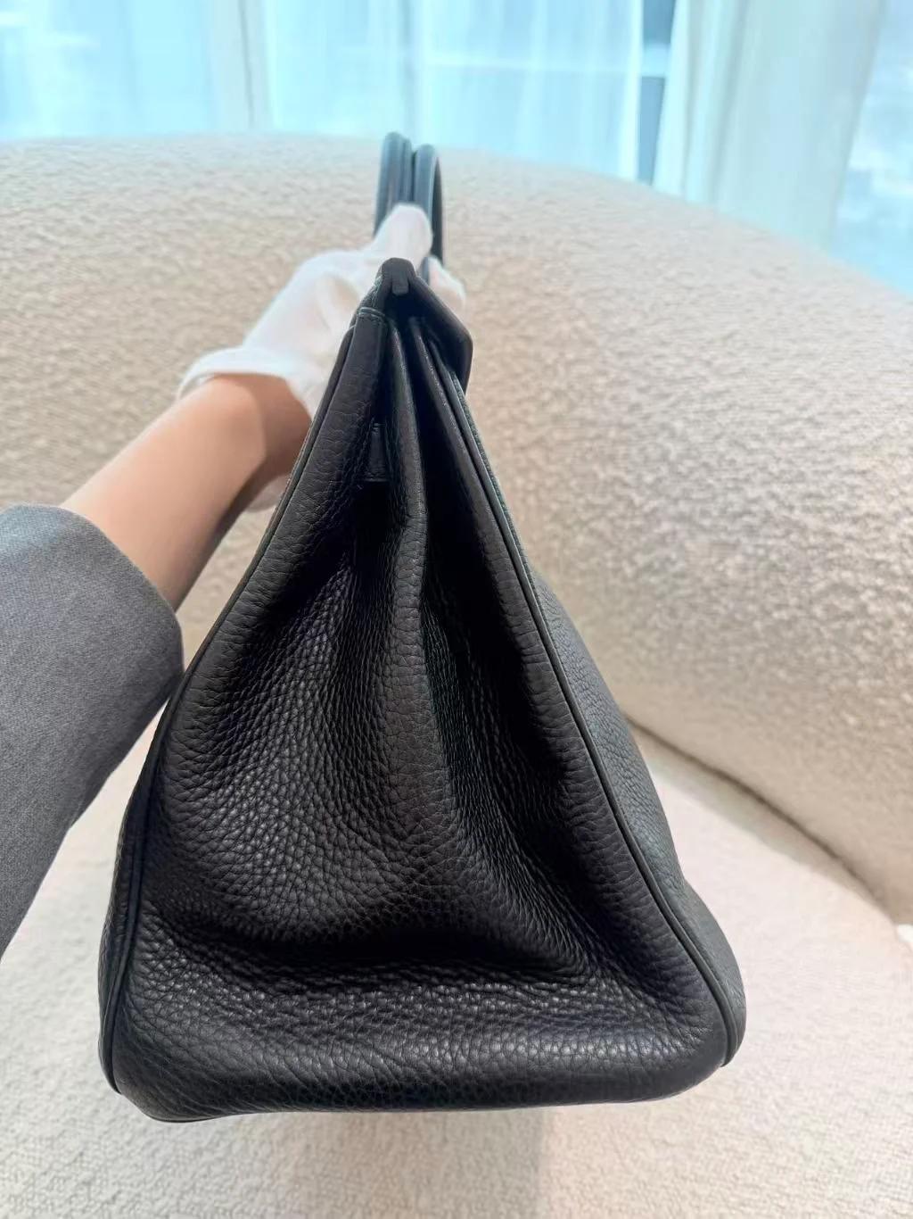 Good ( Rank AB) HERMÈS Birkin 35 Noir (89) Clemence Palladium hardware Square I (2005) - 18