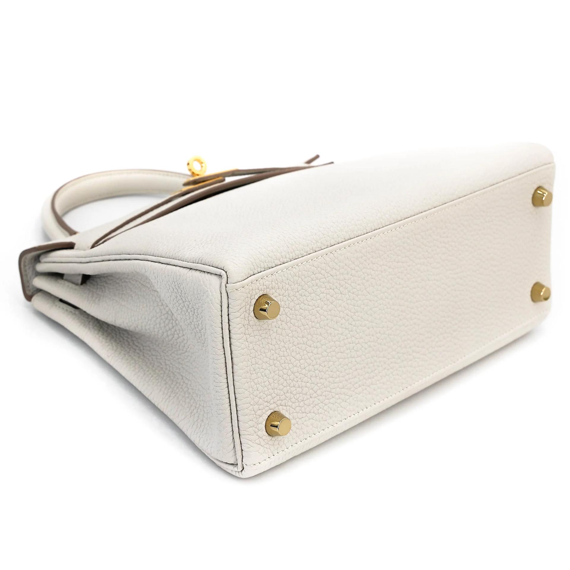 Very Good ( Rank A) HERMÈS Kelly 25 Mushroom (0T) Togo Gold hardware B (2023) - 5