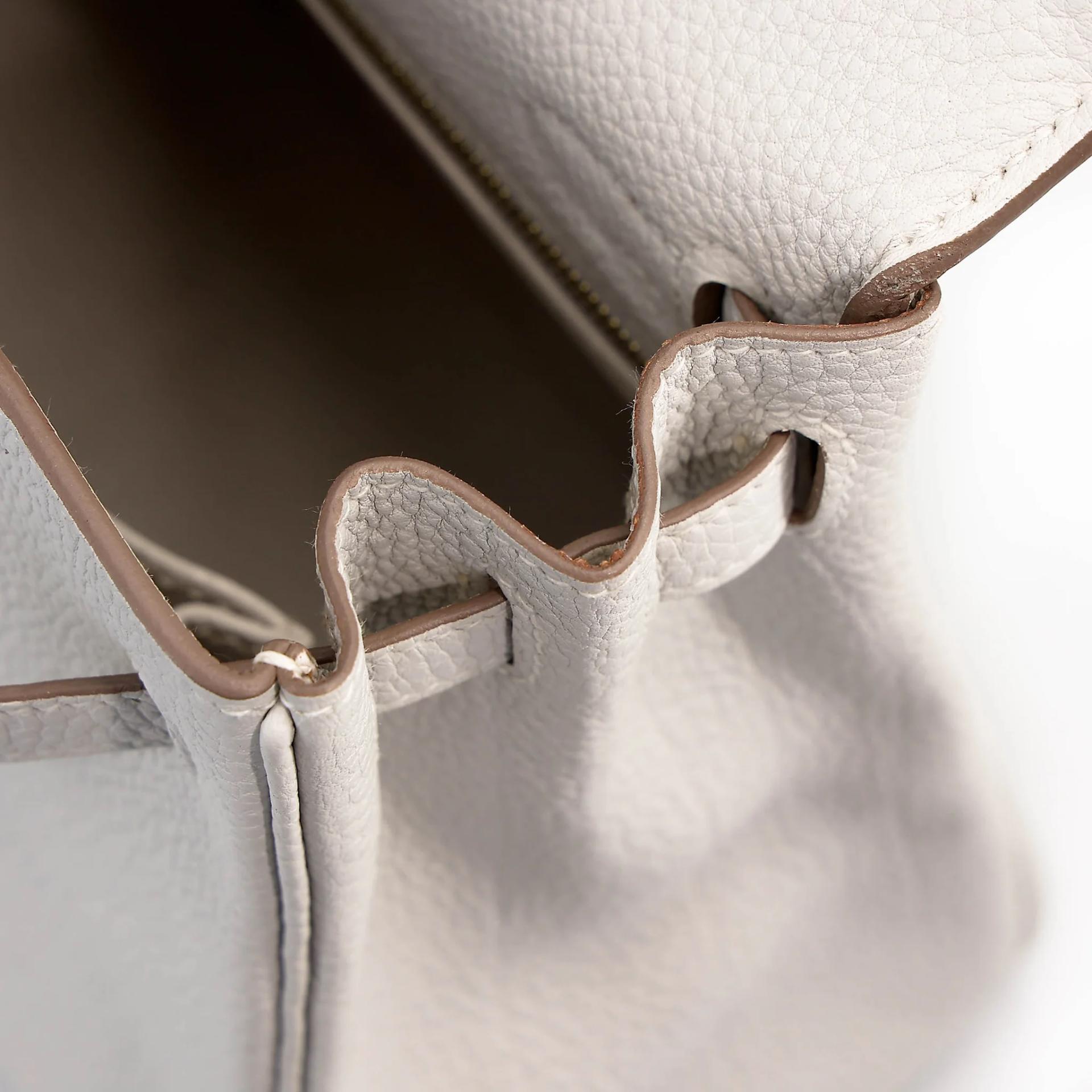 Very Good ( Rank A) HERMÈS Kelly 25 Mushroom (0T) Togo Gold hardware B (2023) - 18