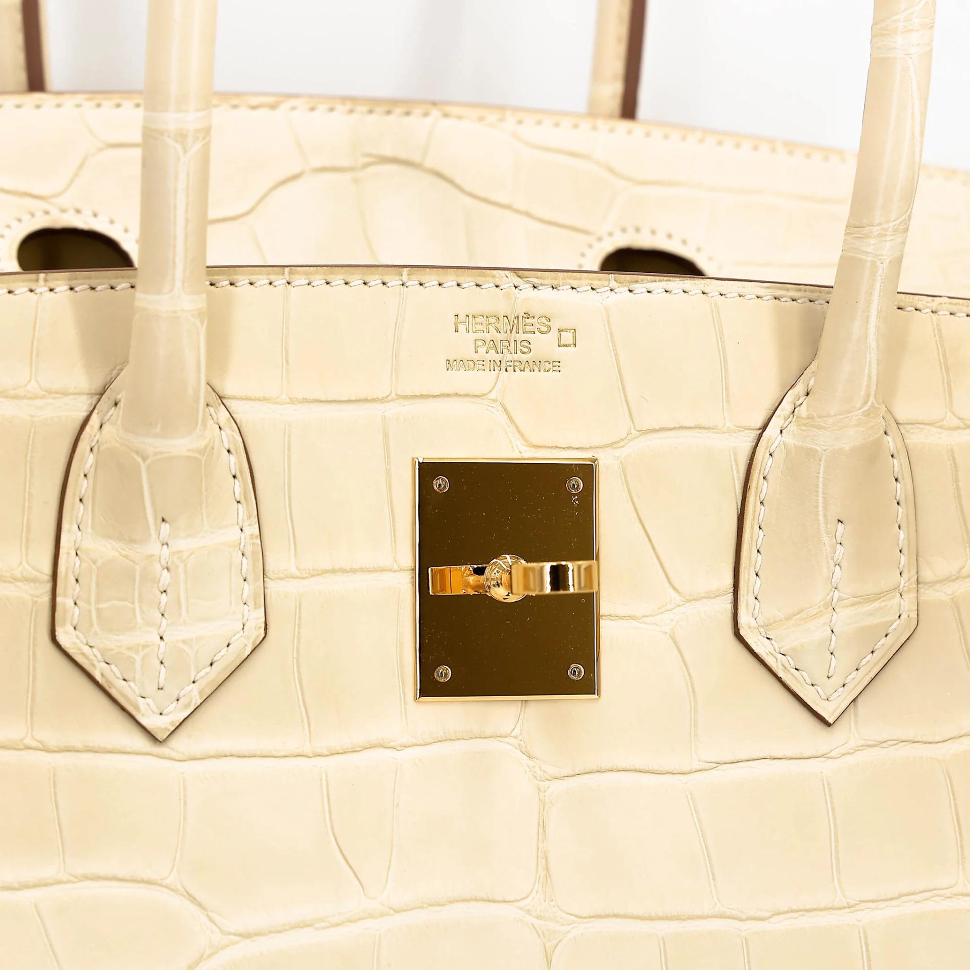 Excellent ( Rank SA ) HERMÈS Birkin 30 Vanille (Y1) Matte Alligator Gold hardware Y (2020) - 15
