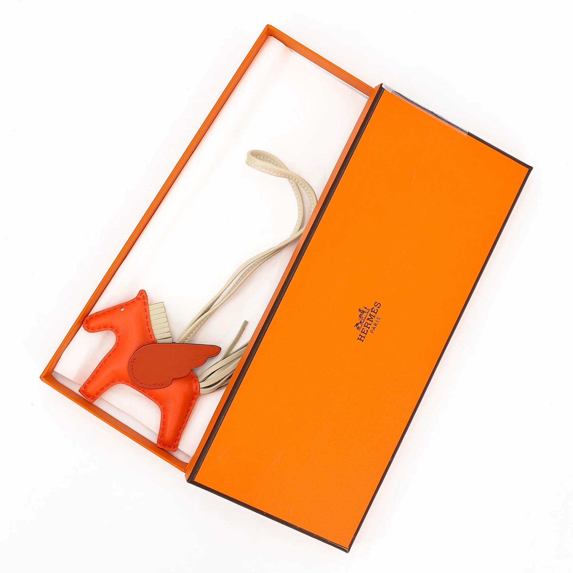 Excellent ( Rank SA ) HERMÈS Rodeo Pegase PM Orange Poppy (8V) Craie (10) Orange (93) Agneau Milo Z (2021) - 3