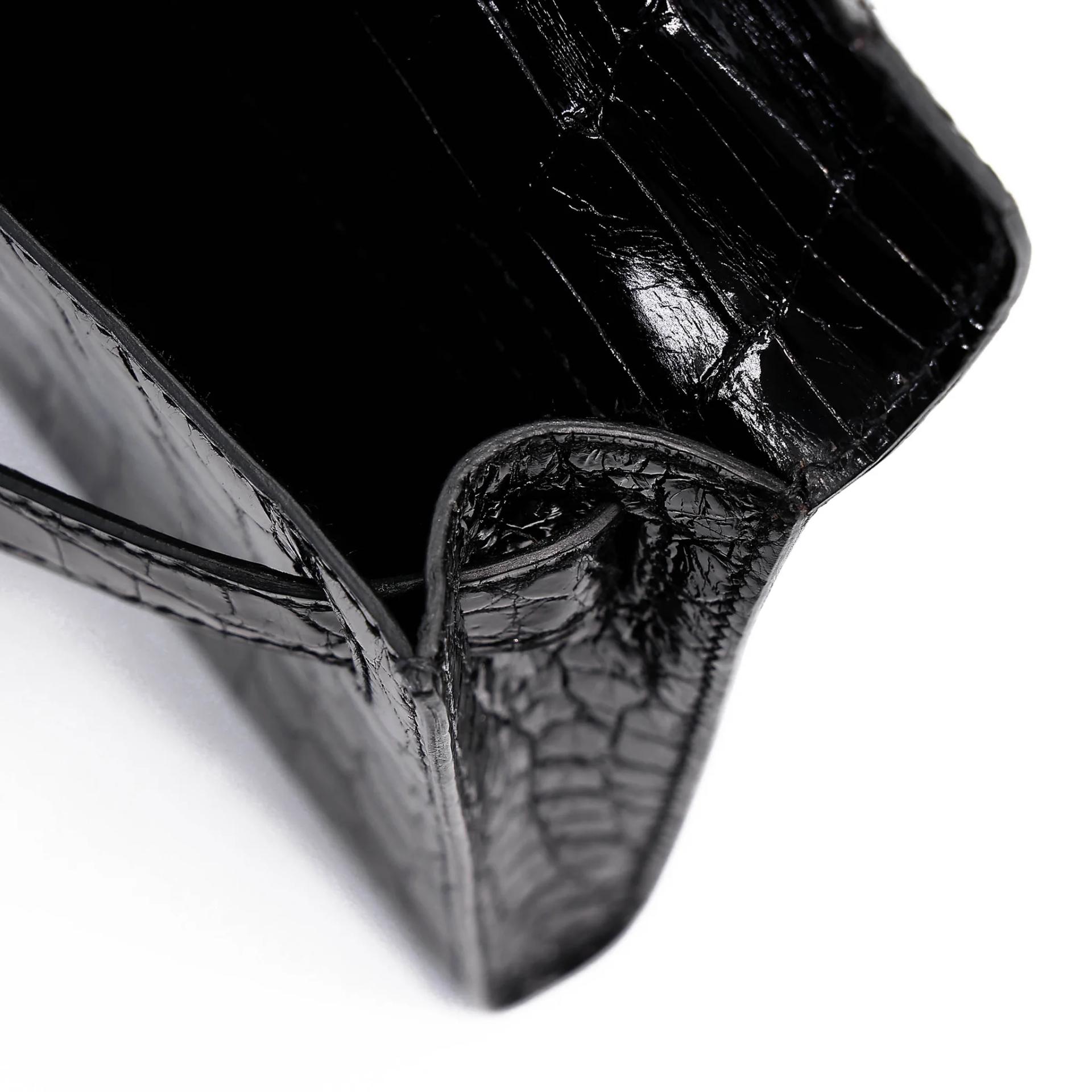 Very Good ( Rank A) HERMÈS Kelly Cut Noir (89) Shiny Niloticus Crocodile Palladium hardware Square P (2012) - 23