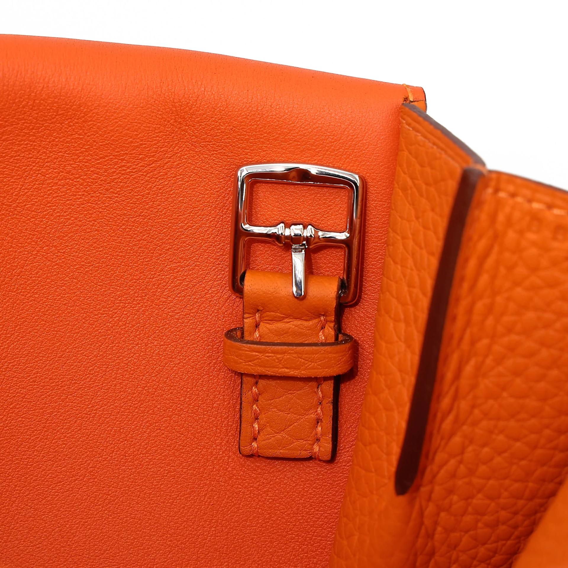 Unused ( Rank NS ) HERMÈS Halzan 25 Orange (93) Clemence Palladium hardware B (2023) - 17