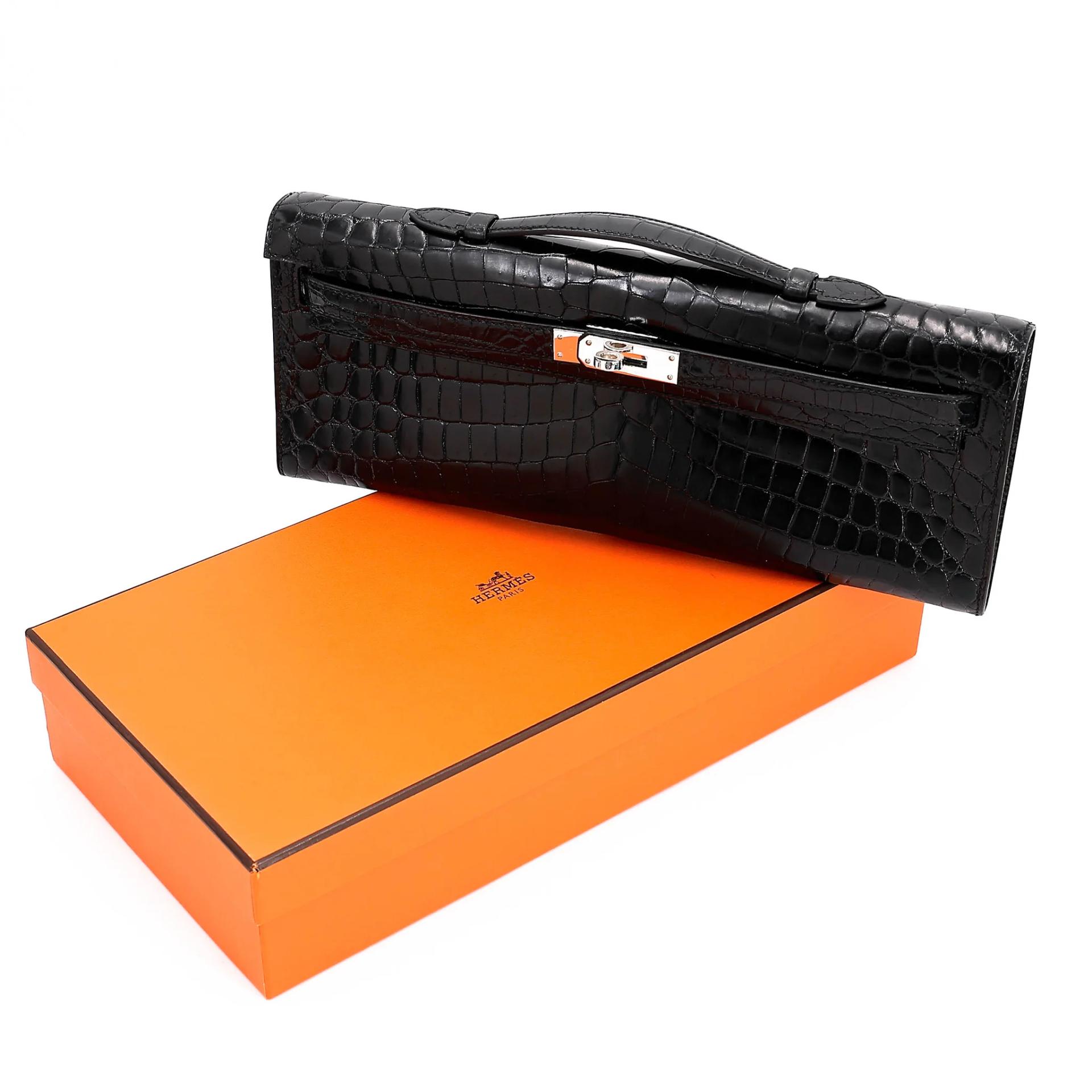 Very Good ( Rank A) HERMÈS Kelly Cut Noir (89) Shiny Niloticus Crocodile Palladium hardware Square P (2012) - 26