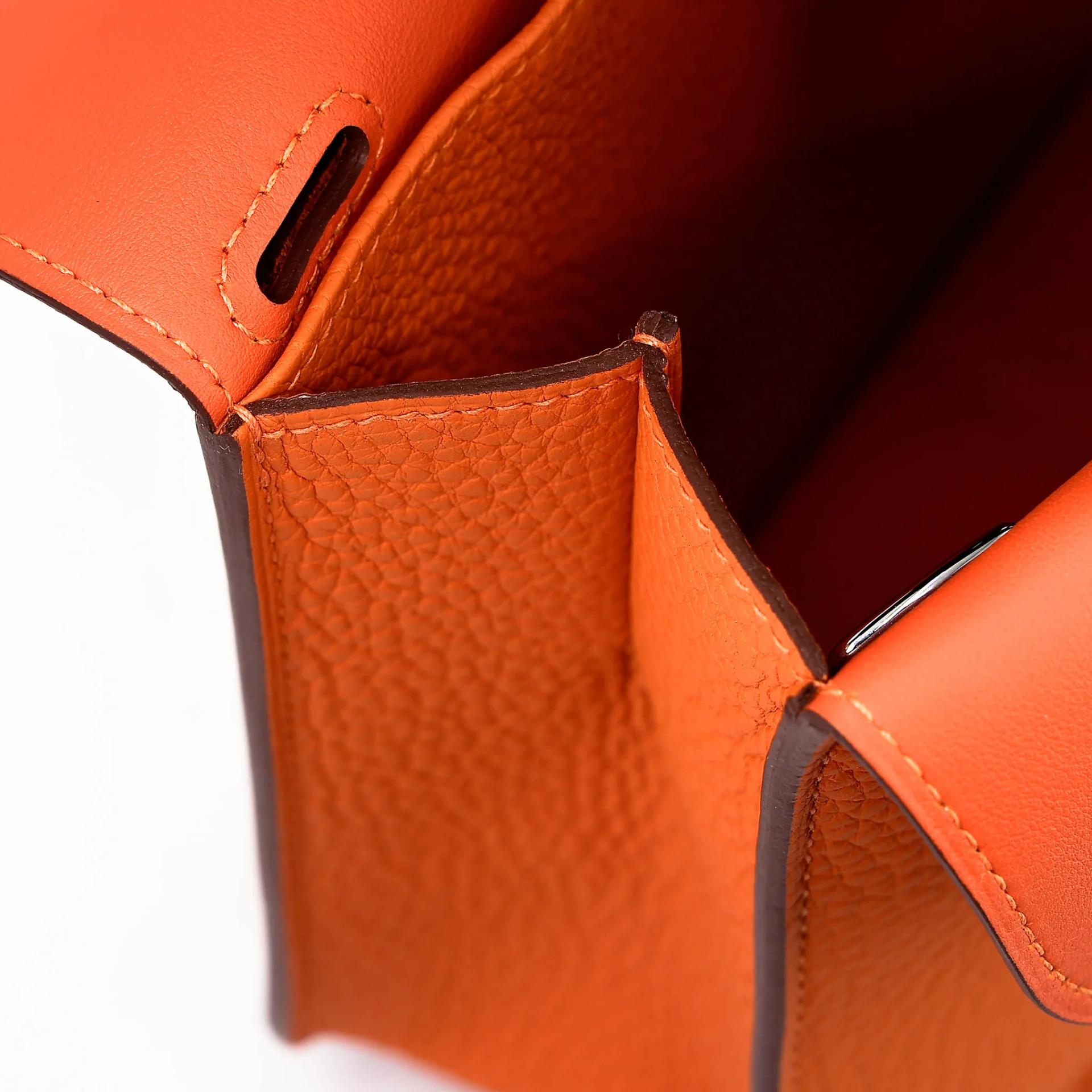 Unused ( Rank NS ) HERMÈS Halzan 25 Orange (93) Clemence Palladium hardware B (2023) - 15