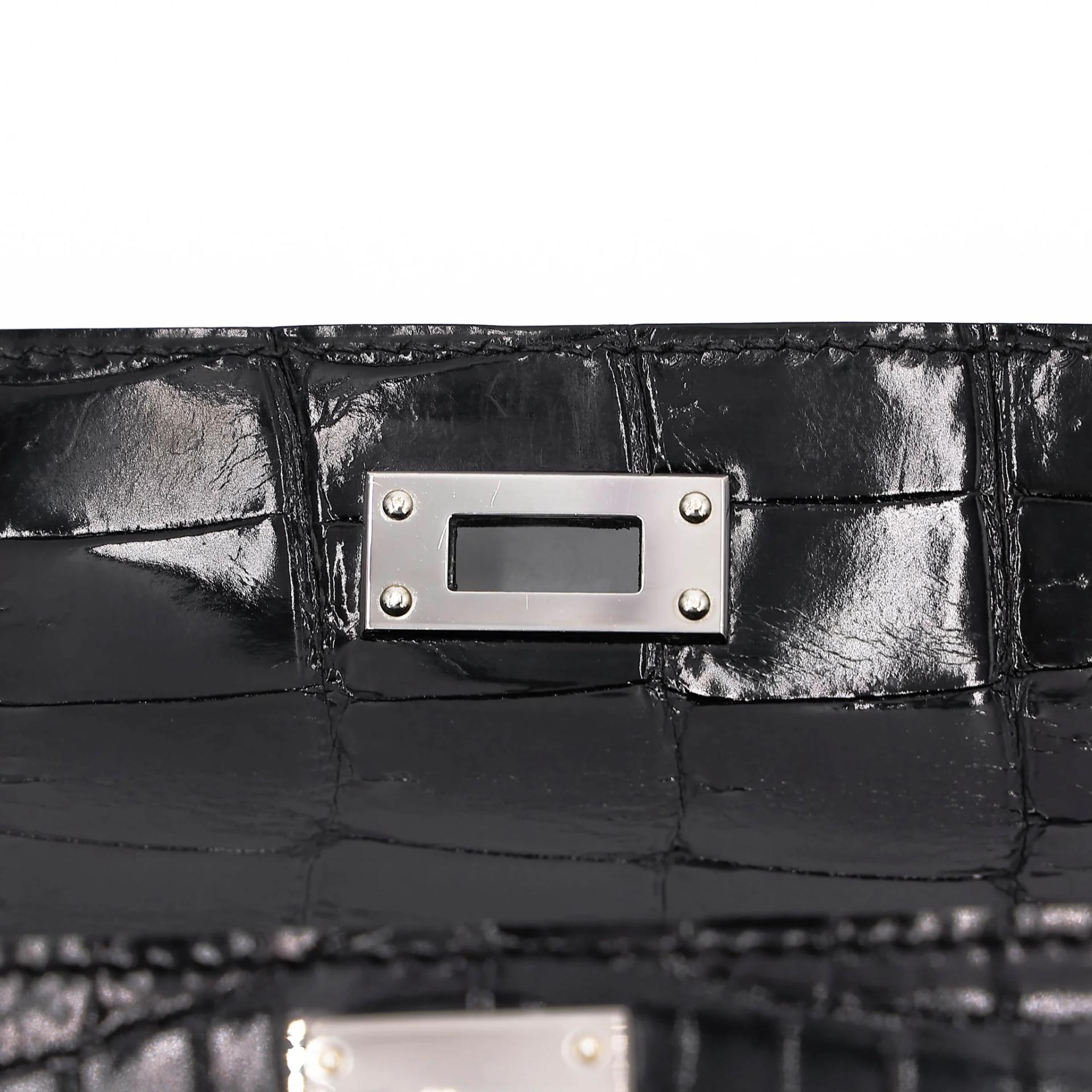 Very Good ( Rank A) HERMÈS Kelly Cut Noir (89) Shiny Niloticus Crocodile Palladium hardware Square P (2012) - 18