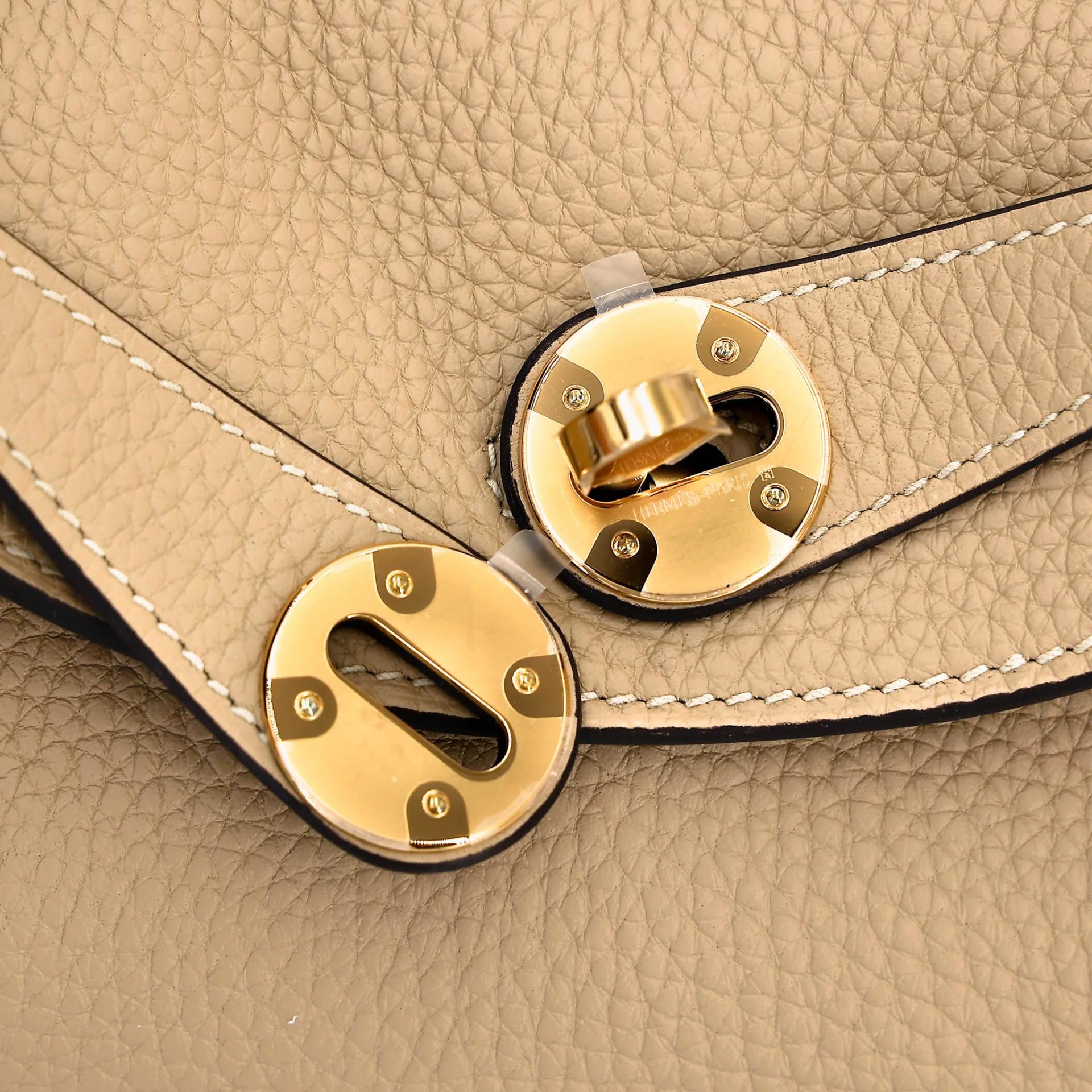 Brand New ( Rank N ) HERMÈS Lindy 26 Trench (S2) Clemence Gold hardware K (2025) - 10