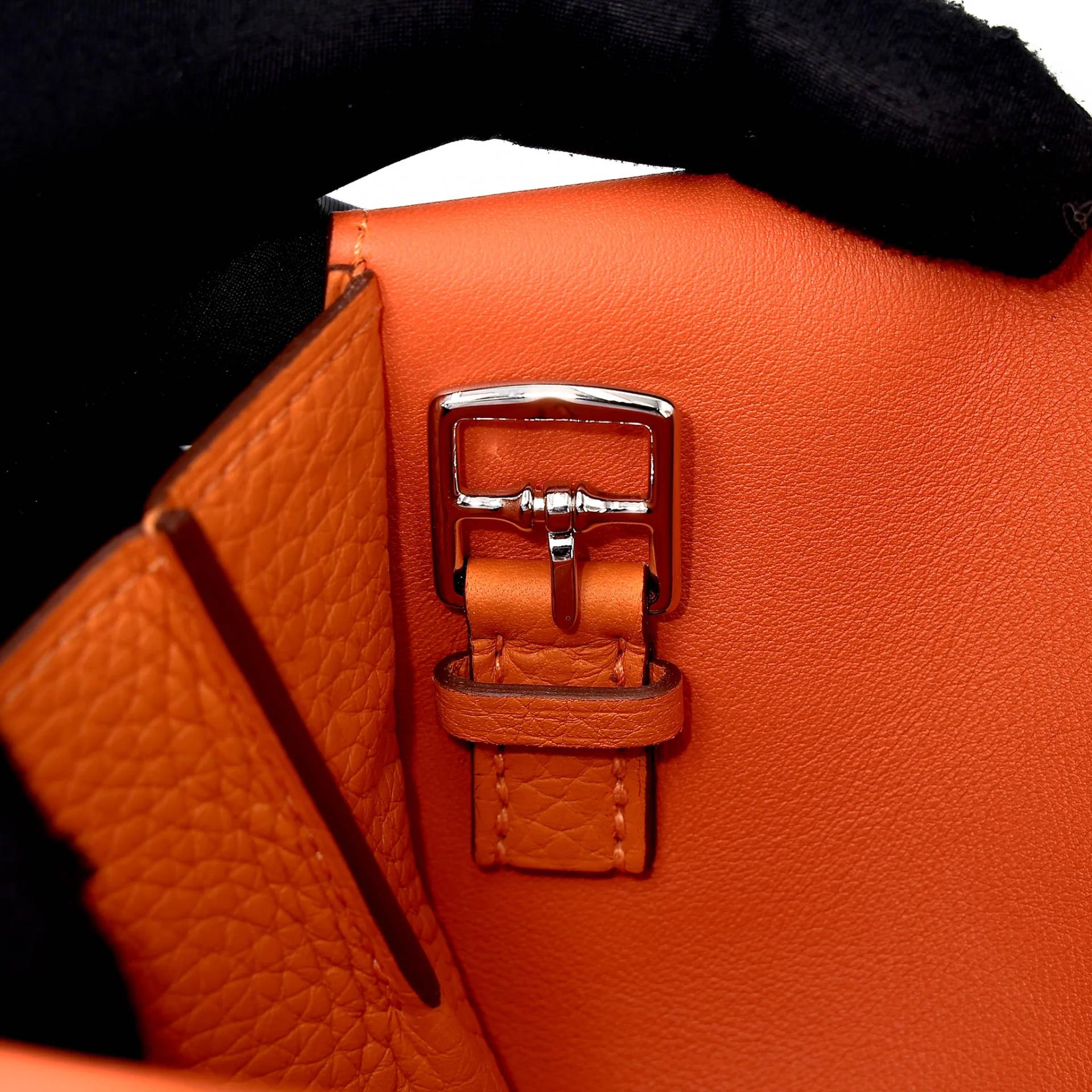 Unused ( Rank NS ) HERMÈS Halzan 25 Orange (93) Clemence Palladium hardware B (2023) - 16