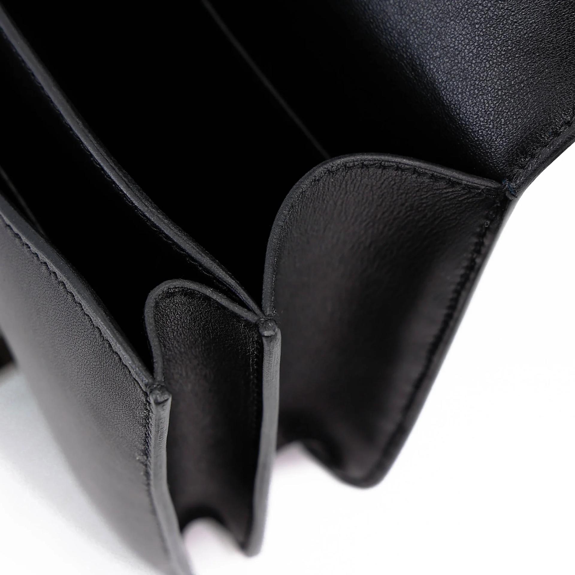 Very Good ( Rank A) HERMÈS Constance Mini Noir (89) Evercolor Palladium hardware A (2017) - 22