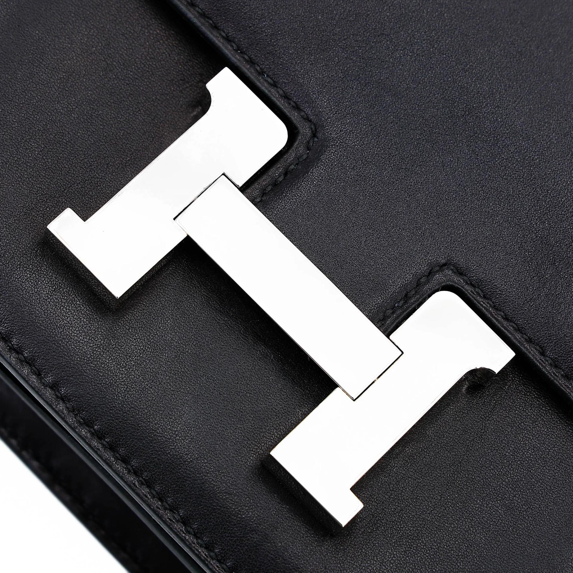 Very Good ( Rank A) HERMÈS Constance Mini Noir (89) Evercolor Palladium hardware A (2017) - 8