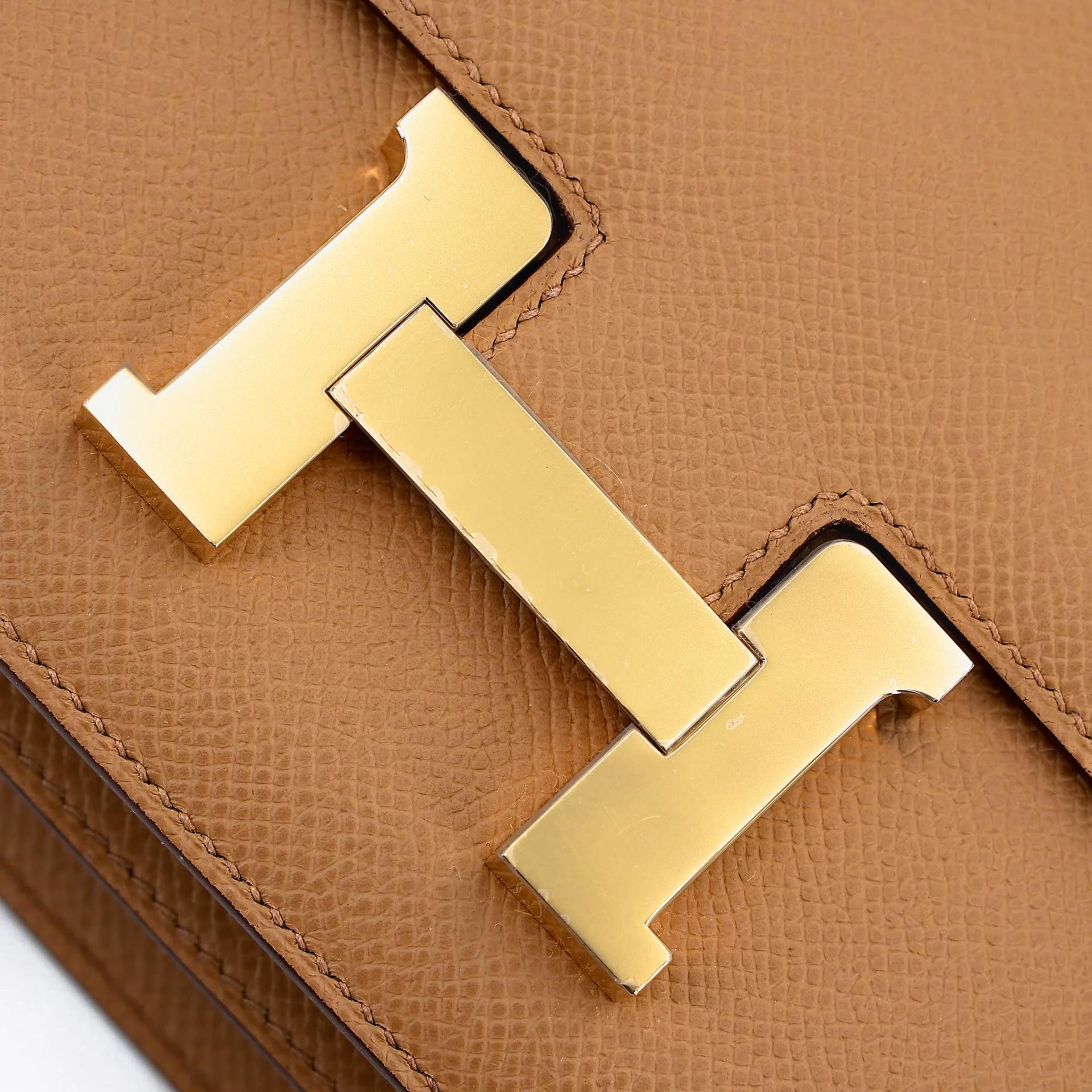 Brand New ( Rank N ) HERMÈS Constance Mini 19 Mirror Biscuit (4B) Epsom Gold hardware K (2025) - 8