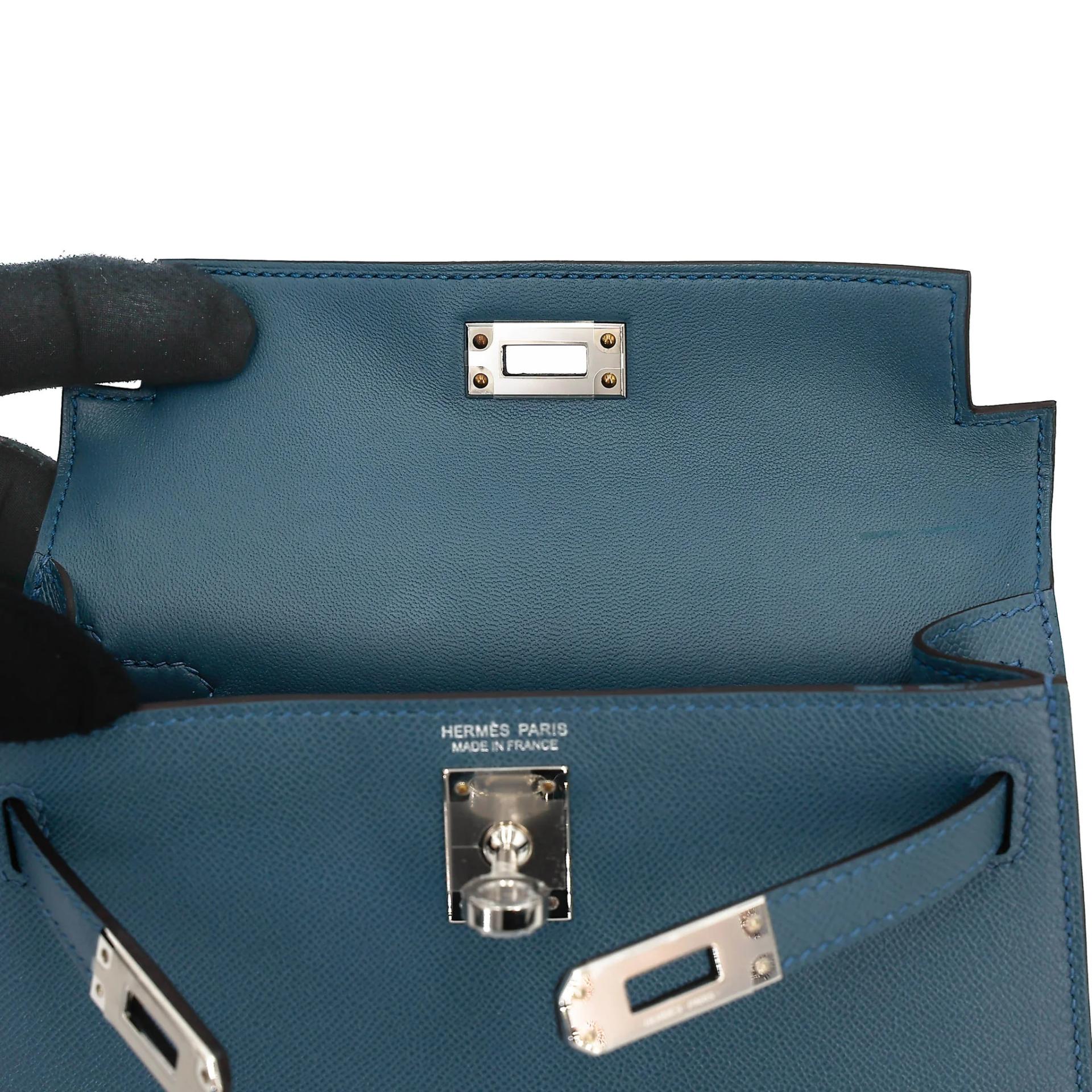 未使用保存品 HERMÈS 爱马仕 Mini Kelly 二代 N7 风暴蓝 Bleu Tempete Madame皮 银扣 K刻 2025年 - 12
