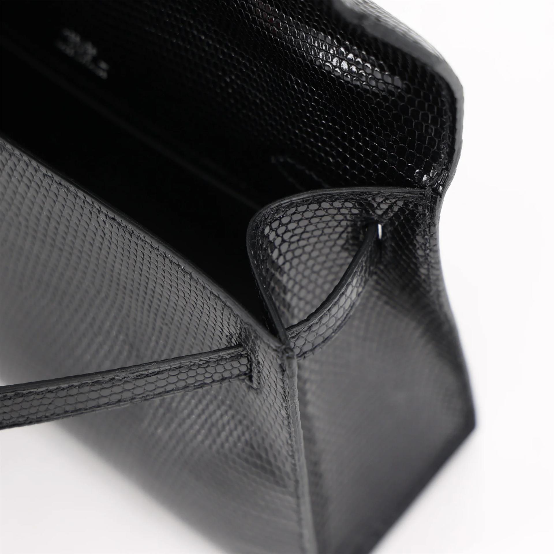 未使用保存品 HERMÈS 爱马仕 Kelly Pochette 89 黑色 Noir (Black) 蜥蜴皮 亮面 银扣 W刻 2024年 - 14