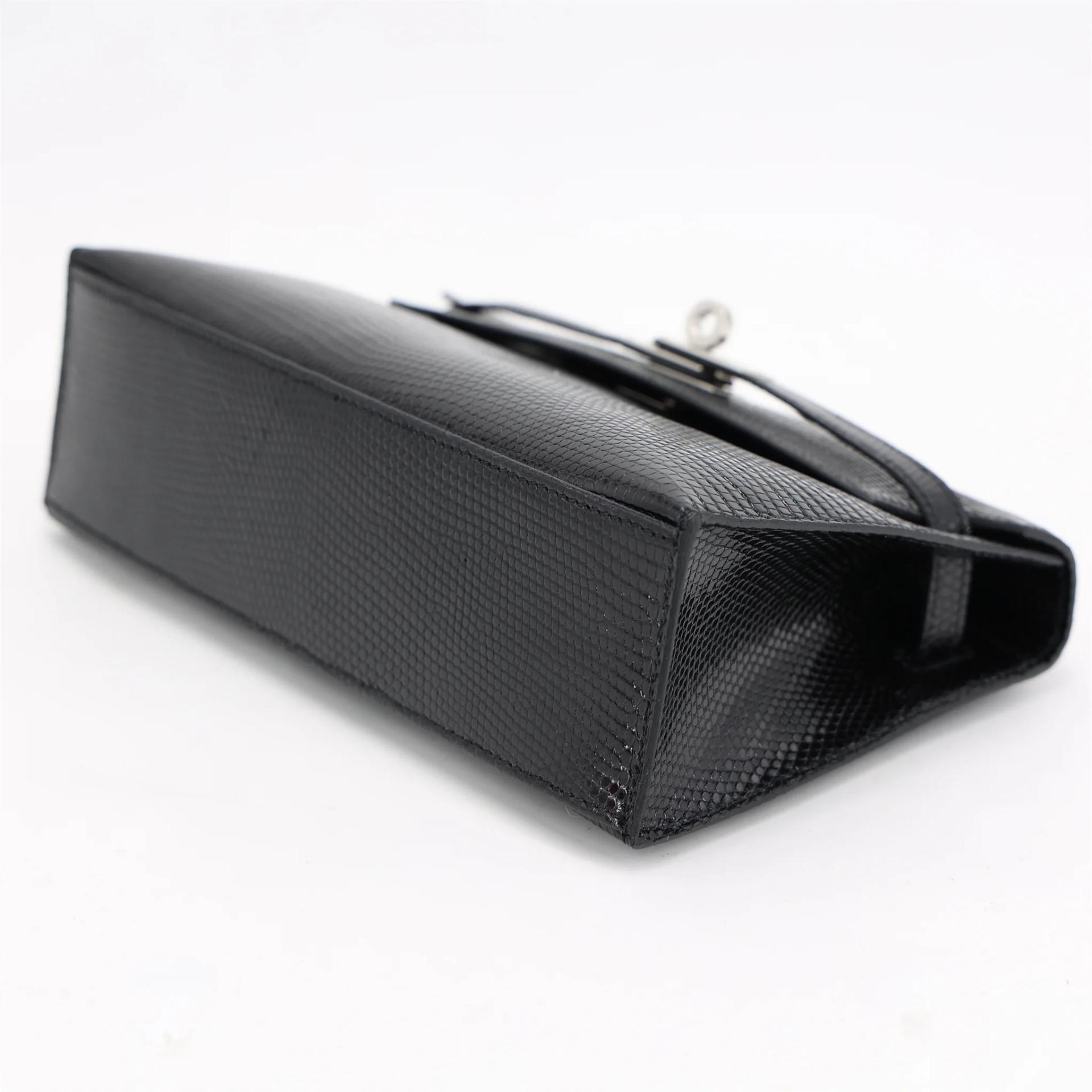 未使用保存品 HERMÈS 爱马仕 Kelly Pochette 89 黑色 Noir (Black) 蜥蜴皮 亮面 银扣 W刻 2024年 - 5