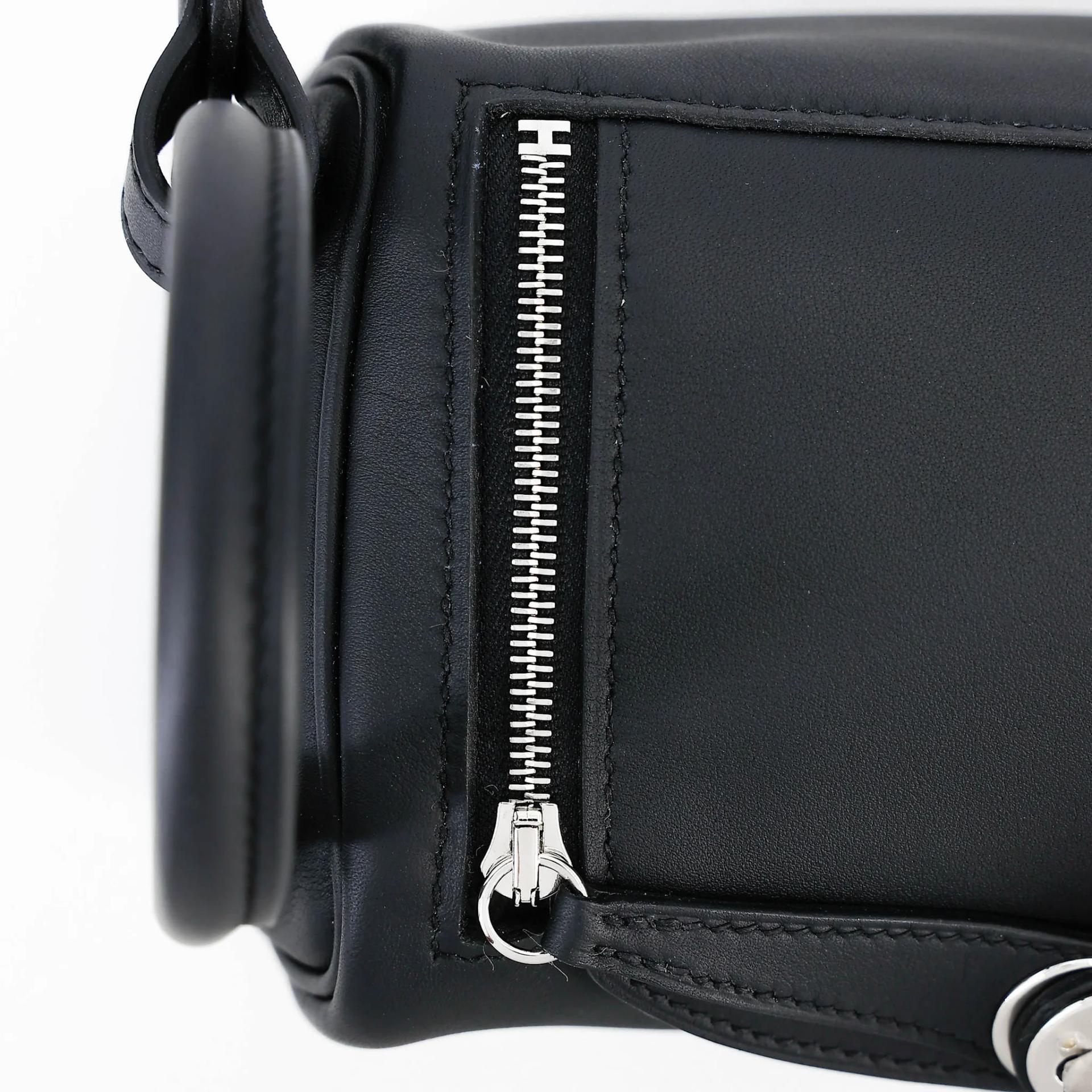 未使用保存品 HERMÈS 爱马仕 Mini Lindy 二代 Verso 89 黑色 Noir (Black) P5 扎染蓝 Bleu Tie Swift牛皮 银扣 K刻 2025年 - 9