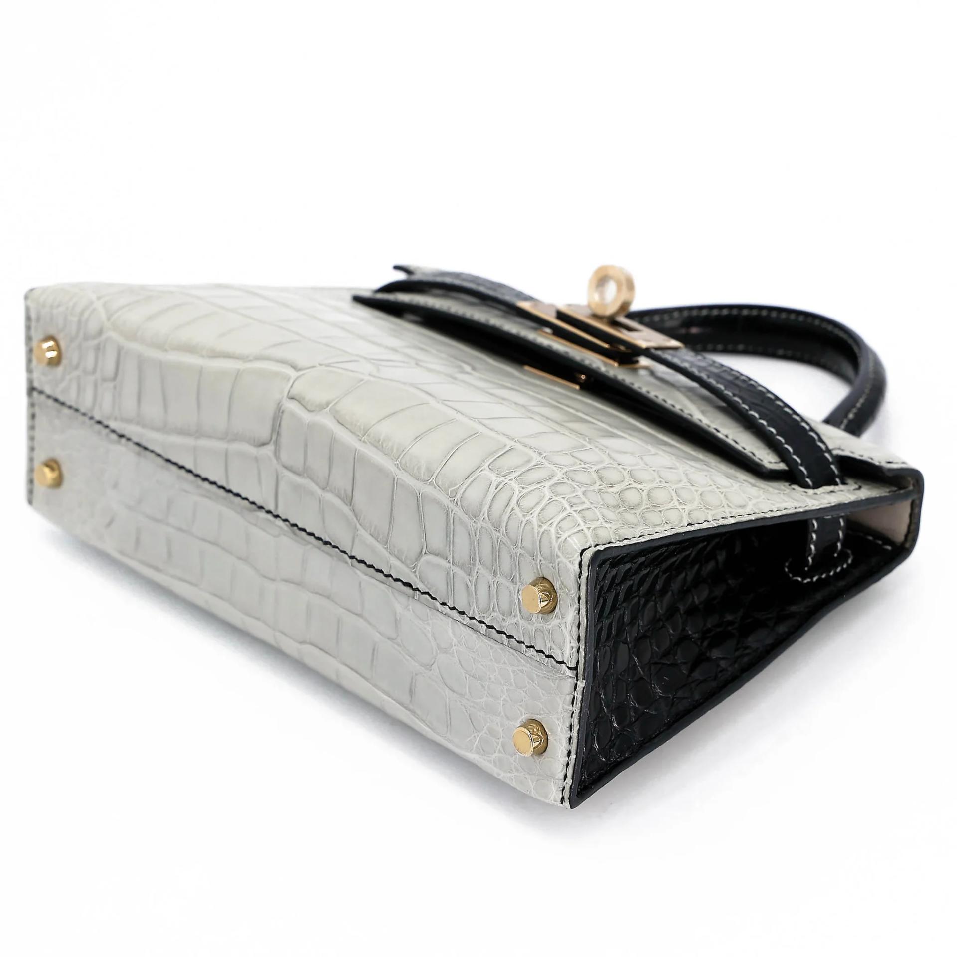 Unused ( Rank NS ) HERMÈS Special Order Mini Kelly II HSS Gris Perle (80) Noir (89) Matte Alligator Permabrass hardware B (2023) - 4