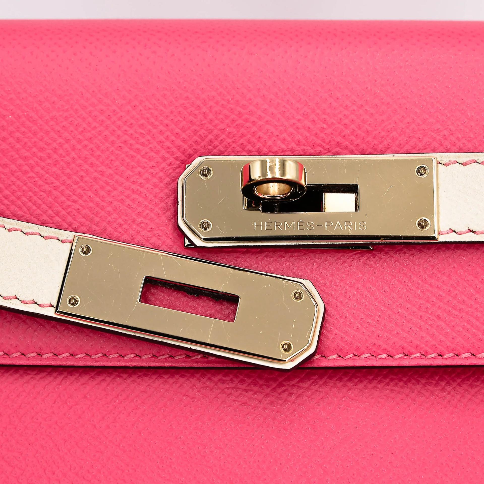Very Good ( Rank A) HERMÈS Special Order Kelly 28 HSS Rose Azalee (8W) Nata (I2) Epsom Permabrass hardware C (2018) - 18