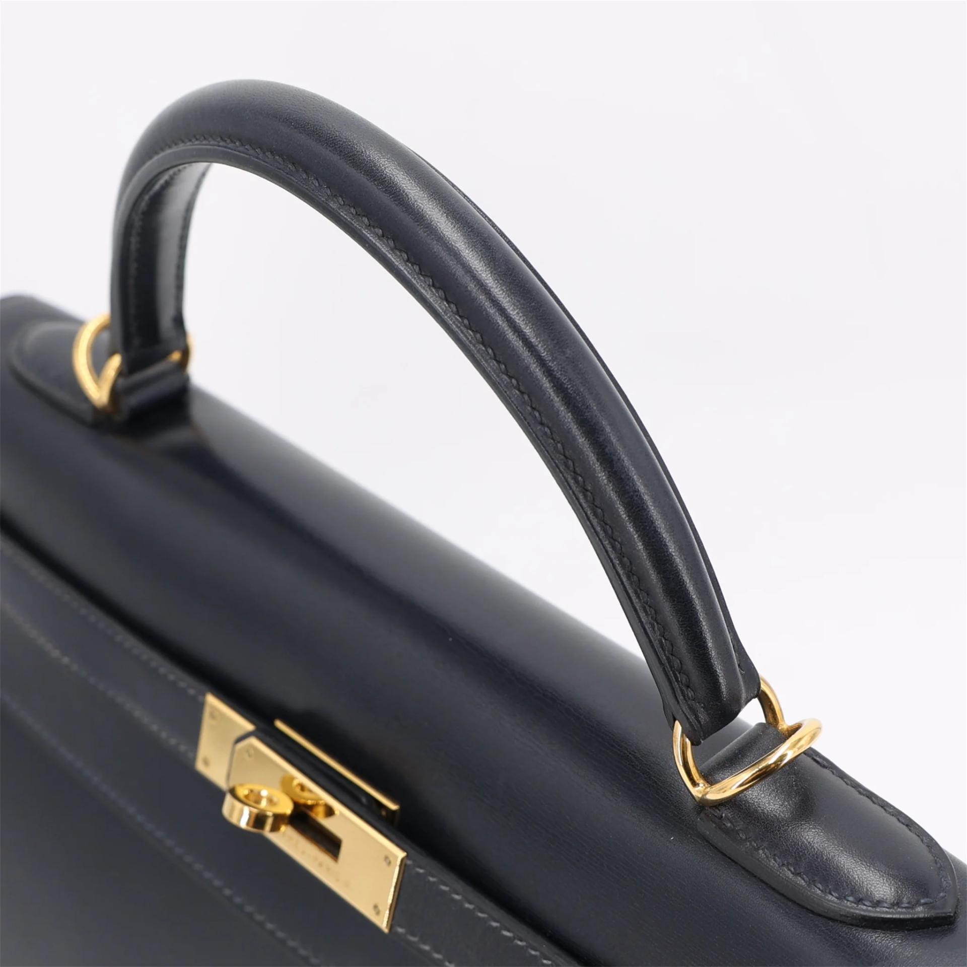 ランク A HERMÈS エルメス ケリー32 セリエ ブルーネイビー (7U) ボックスカーフ ゴールド金具 □M刻印 (2009) - 3