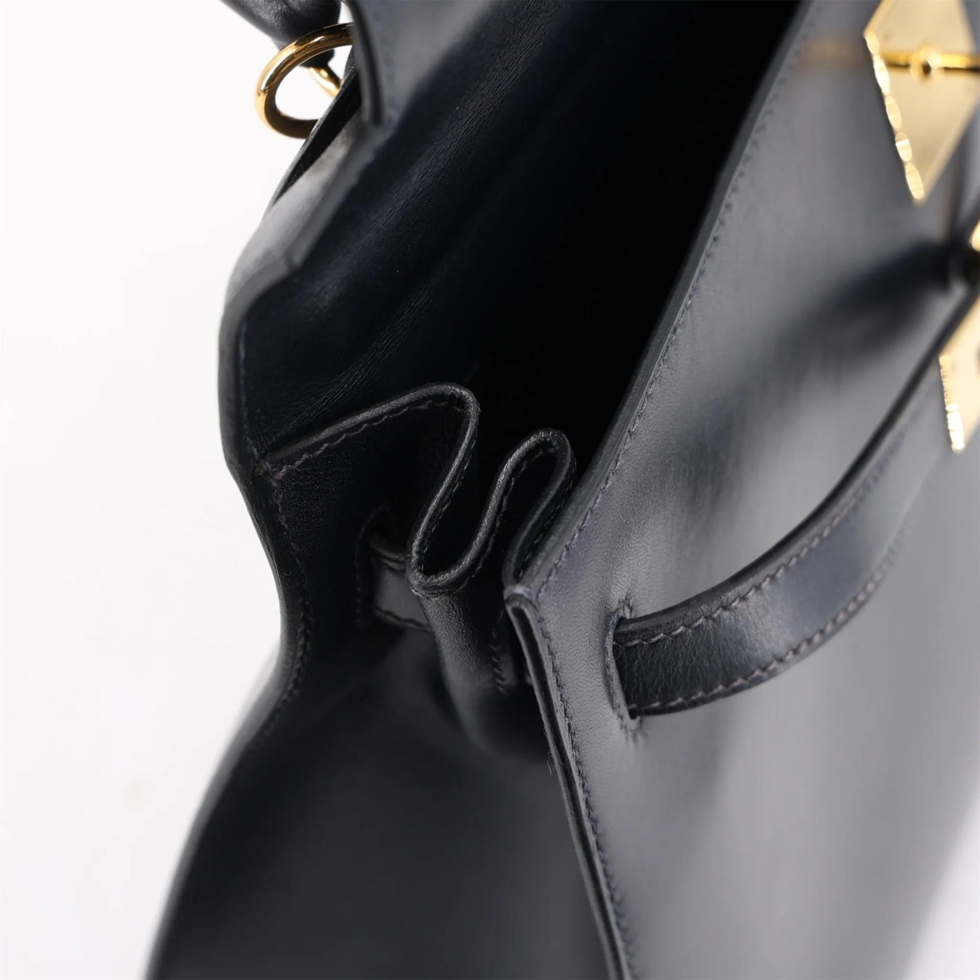 ランク A HERMÈS エルメス ケリー32 セリエ ブルーネイビー (7U) ボックスカーフ ゴールド金具 □M刻印 (2009) - 15
