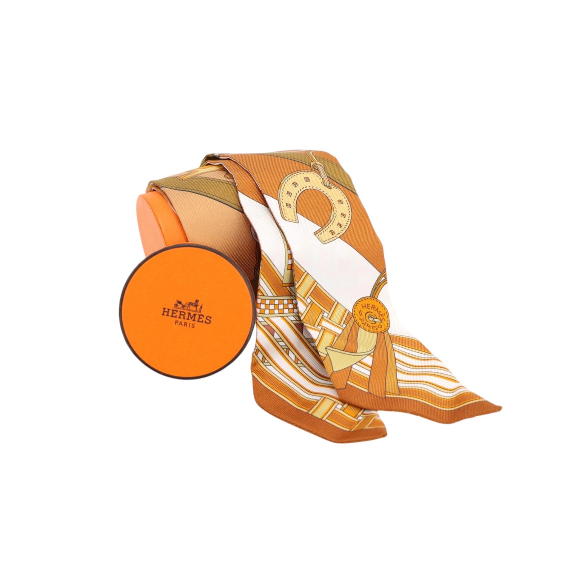 ランク N 新品 HERMÈS エルメス ツイリー 馬勒とチャーム ブラウン ホワイト シルク - 3
