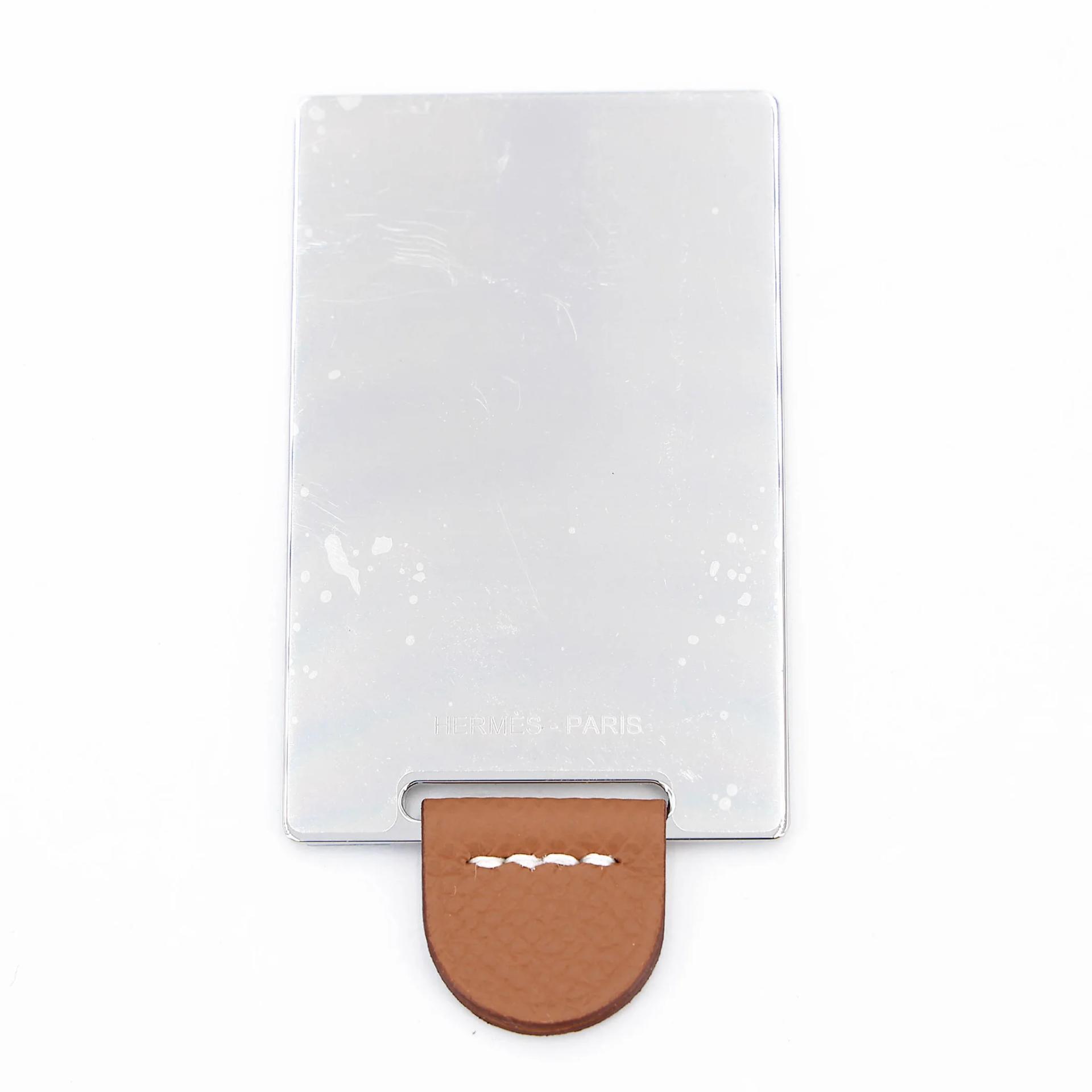 Brand New ( Rank N ) HERMÈS Constance Mini 19 Mirror Gold (37) Epsom Palladium hardware G (2026) - 18