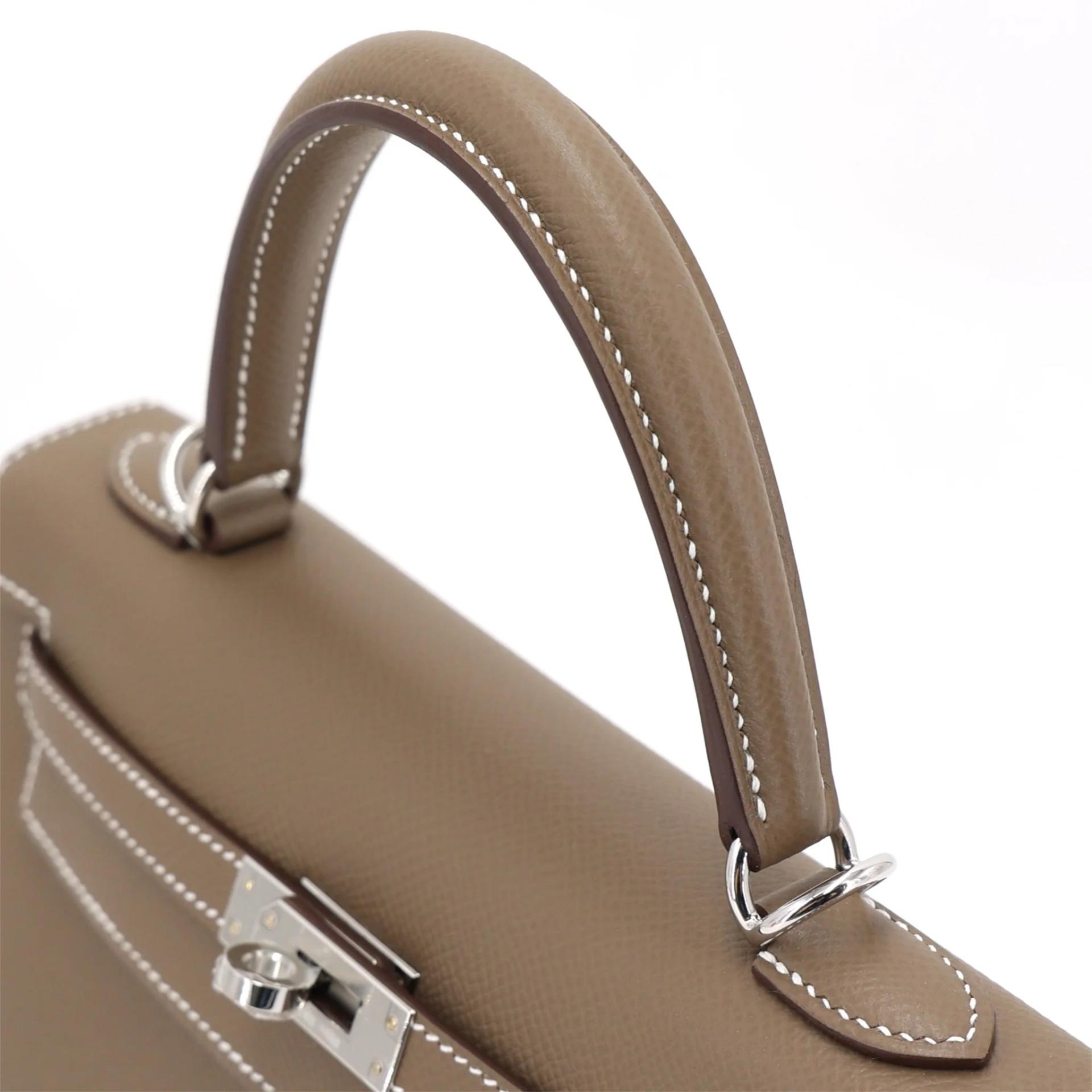 Brand New ( Rank N ) HERMÈS Kelly 25 Sellier Etoupe (18) Epsom Palladium hardware G (2026) - 3