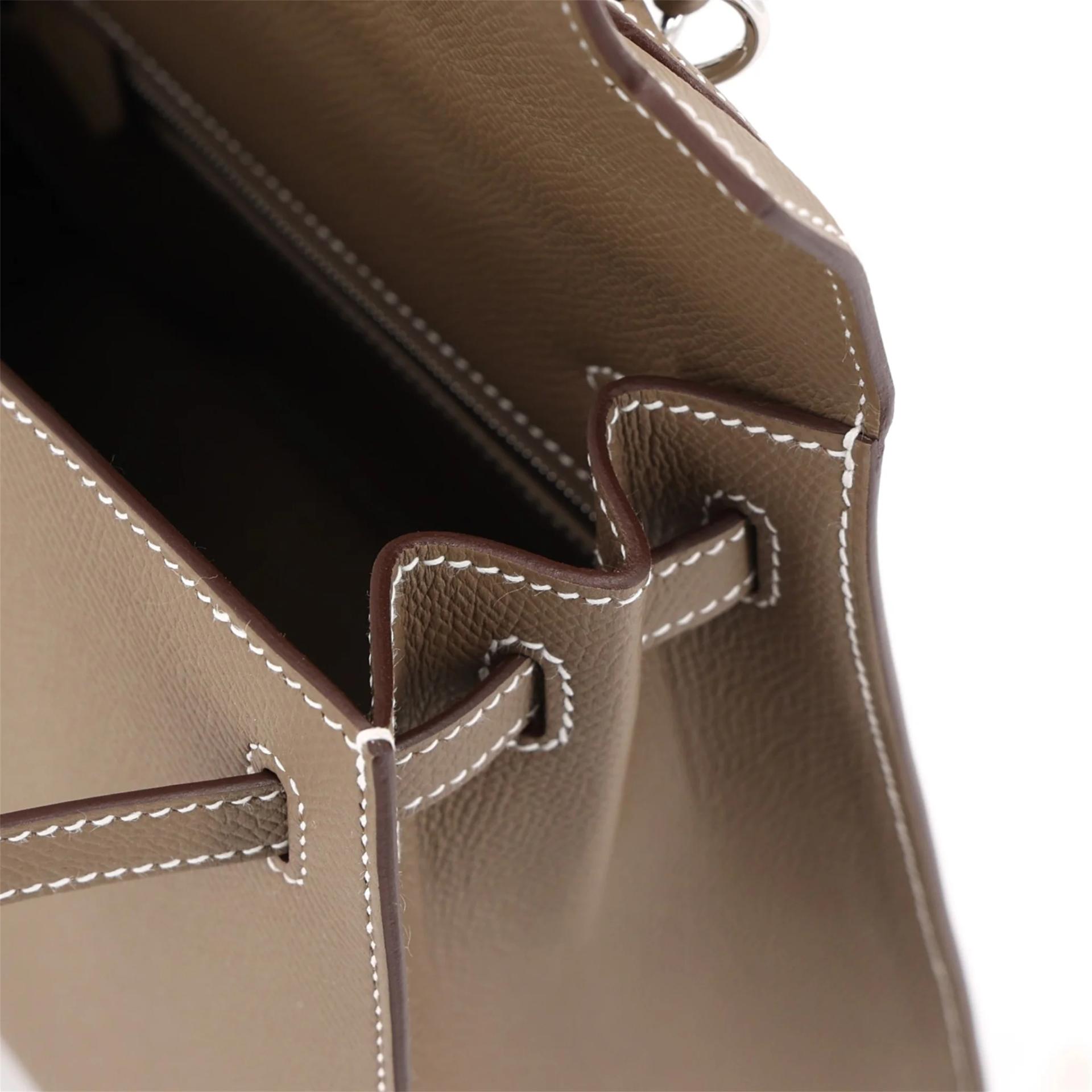 Brand New ( Rank N ) HERMÈS Kelly 25 Sellier Etoupe (18) Epsom Palladium hardware G (2026) - 13
