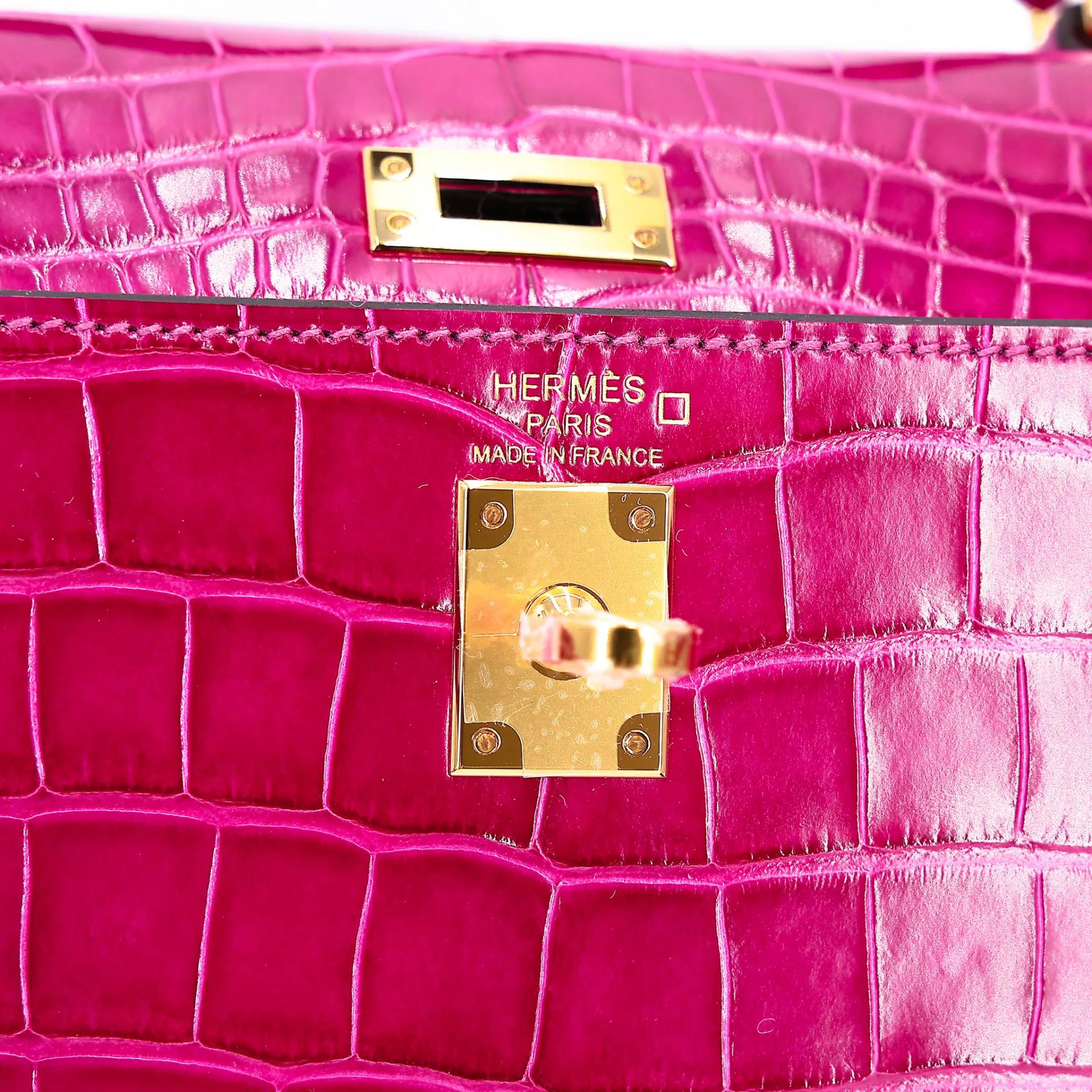 Brand New ( Rank N ) HERMÈS Kelly 25 Sellier Rose Scheherazade (J5) Shiny Alligator Gold hardware K (2025) - 13