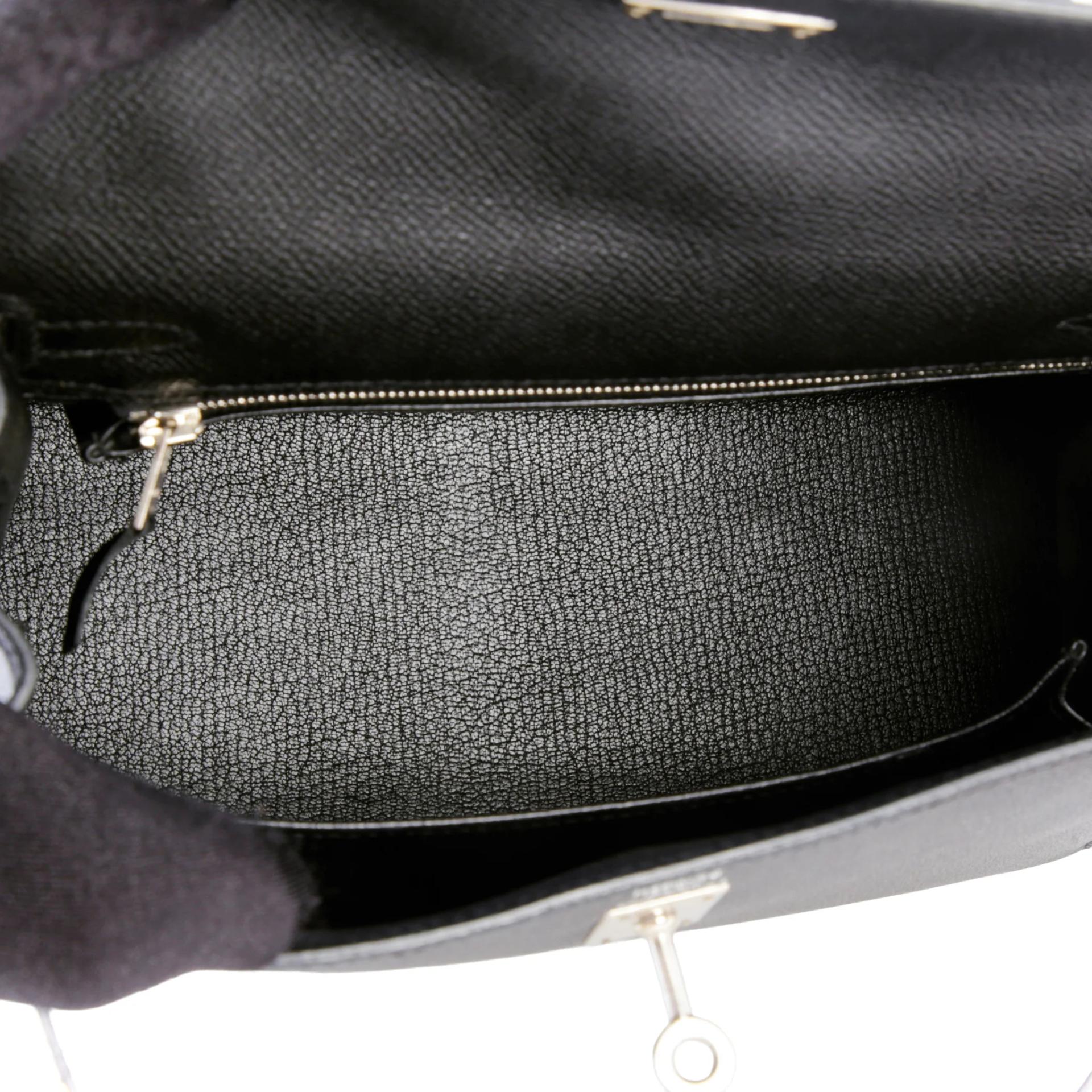 Very Good ( Rank A) HERMÈS Kelly 25 Sellier Noir (89) Epsom Palladium hardware A (2017) - 10