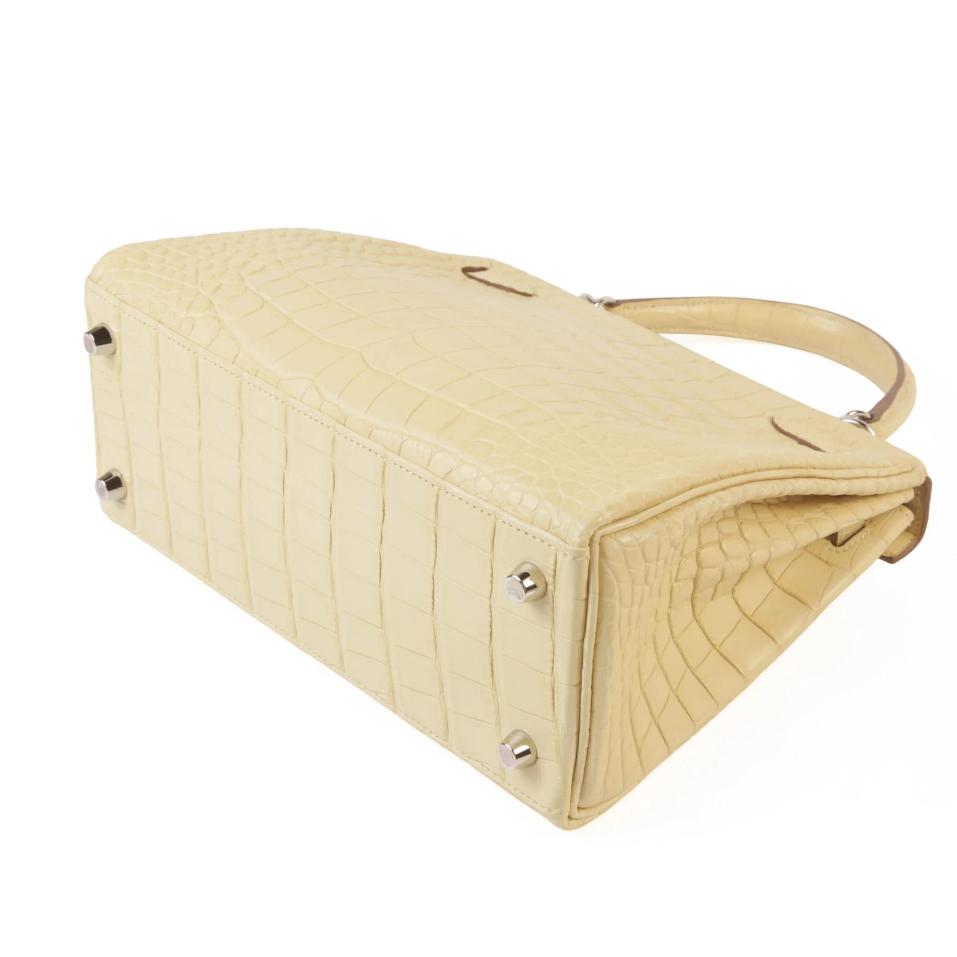 Very Good ( Rank A) HERMÈS Kelly 25 Vanille (Y1) Matte Alligator Palladium hardware K (2025) - 7
