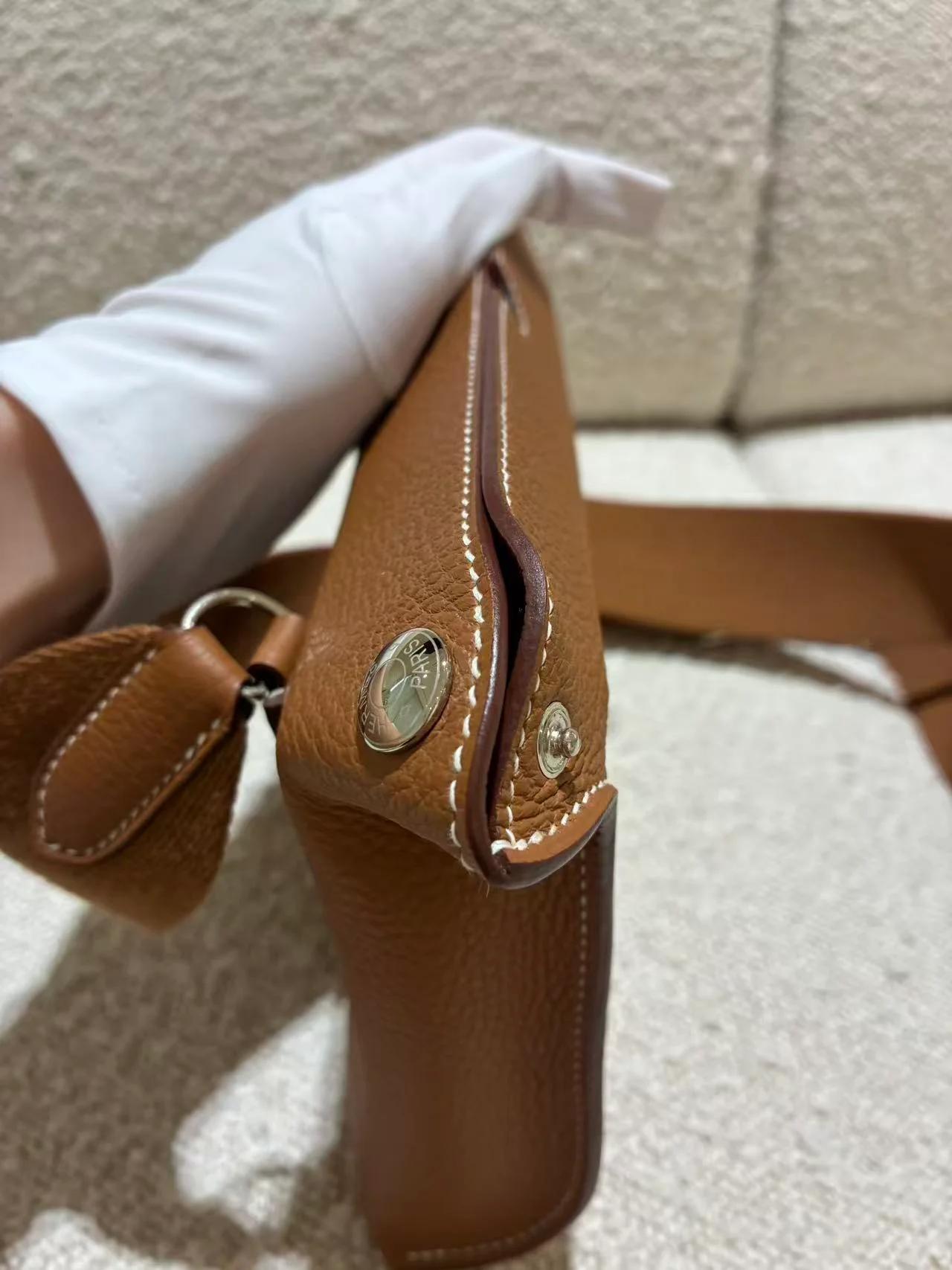 Excellent ( Rank SA ) HERMÈS Videpoches bag Gold (37) Togo Palladium hardware W (2024) - 19