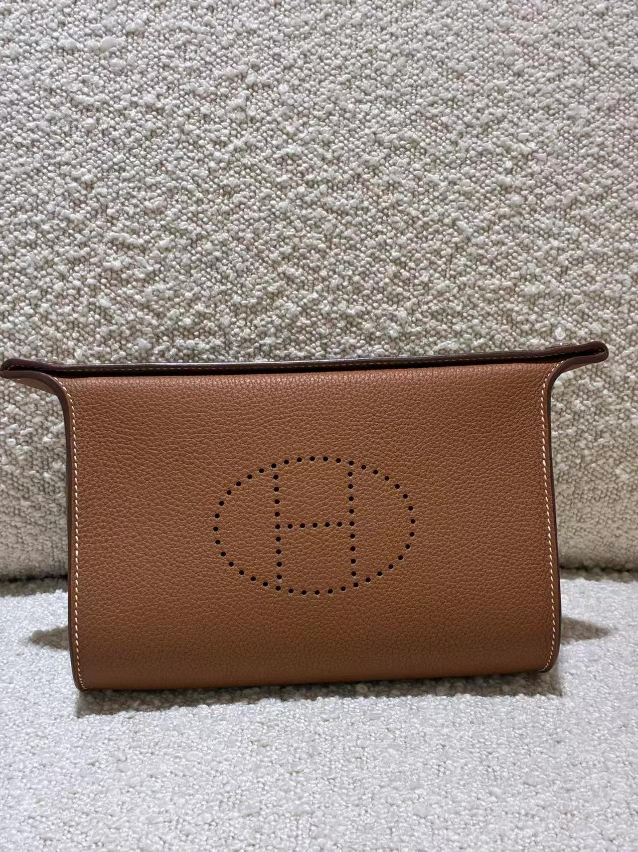Excellent ( Rank SA ) HERMÈS Videpoches bag Gold (37) Togo Palladium hardware W (2024) - 3