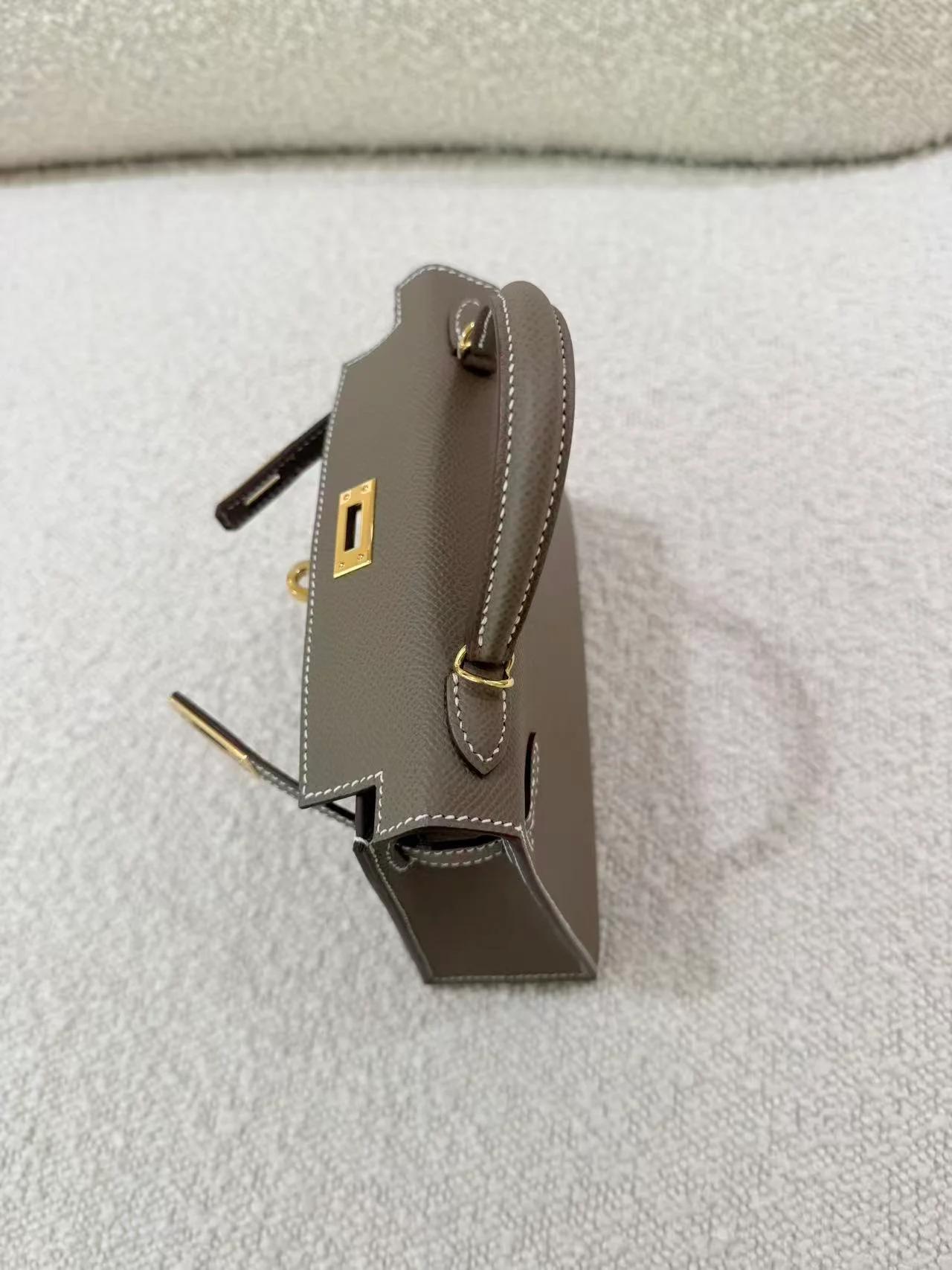 Brand New ( Rank N ) HERMÈS Mini Kelly II Etoupe (18) Epsom Gold hardware G (2026) - 8