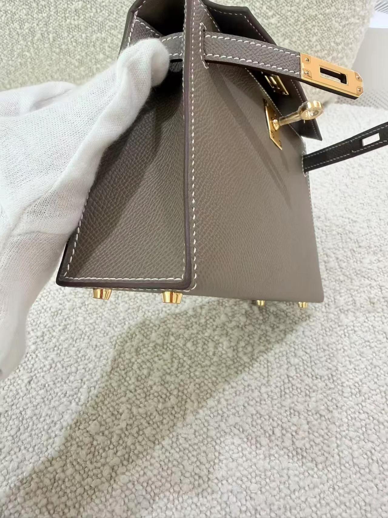 Brand New ( Rank N ) HERMÈS Mini Kelly II Etoupe (18) Epsom Gold hardware G (2026) - 11
