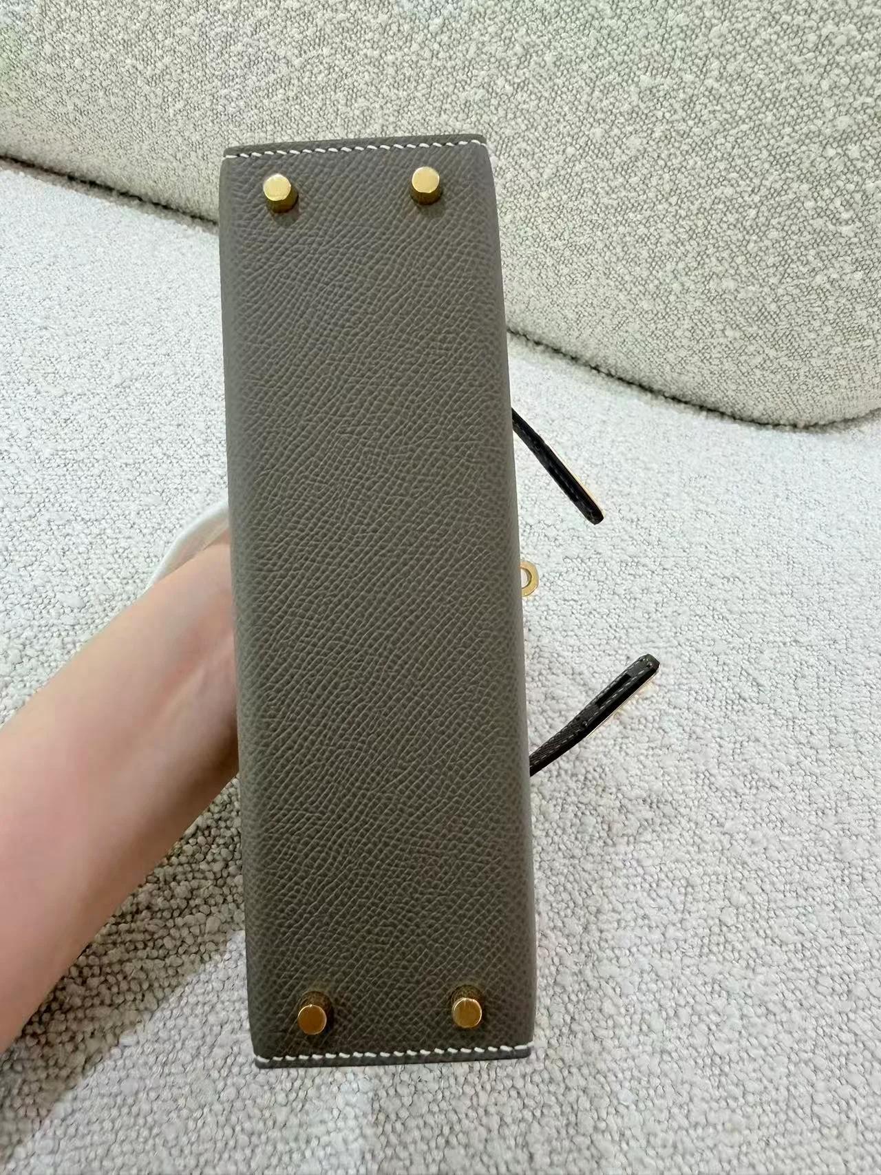 Brand New ( Rank N ) HERMÈS Mini Kelly II Etoupe (18) Epsom Gold hardware G (2026) - 17
