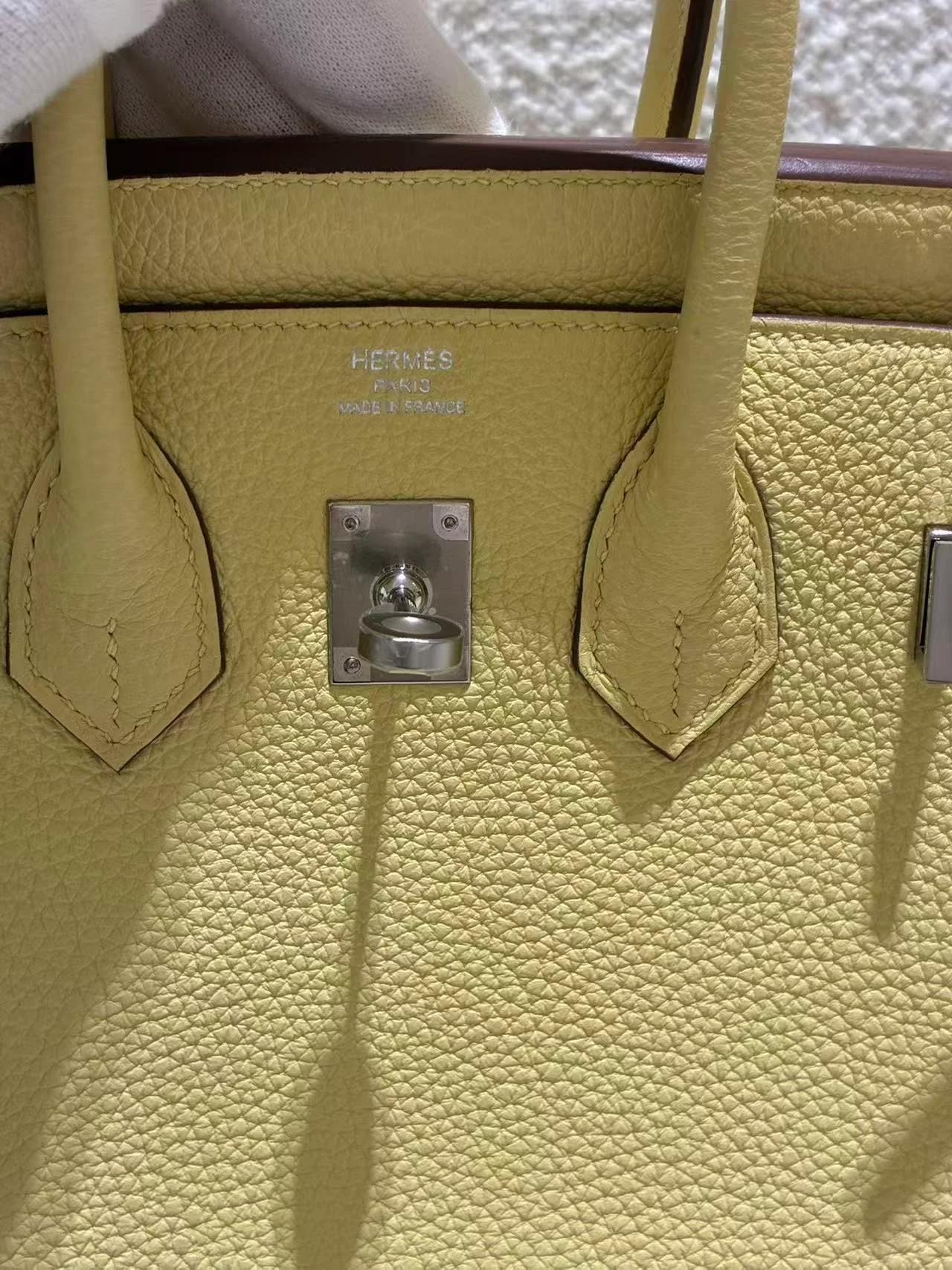 未使用保存品 HERMÈS 愛馬仕 Birkin 25 1Z 小雞黃 Jaune Poussin Togo小牛皮 銀扣 B刻 2023年 - 17