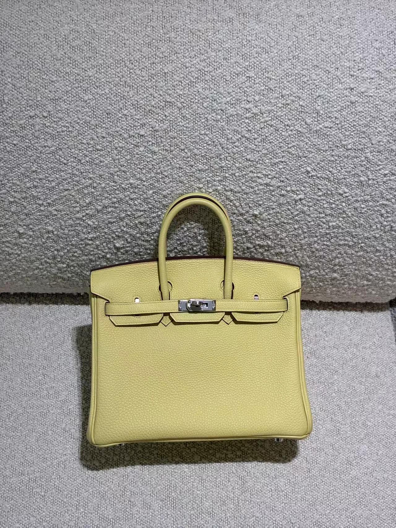 未使用保存品 HERMÈS 愛馬仕 Birkin 25 1Z 小雞黃 Jaune Poussin Togo小牛皮 銀扣 B刻 2023年 - 3