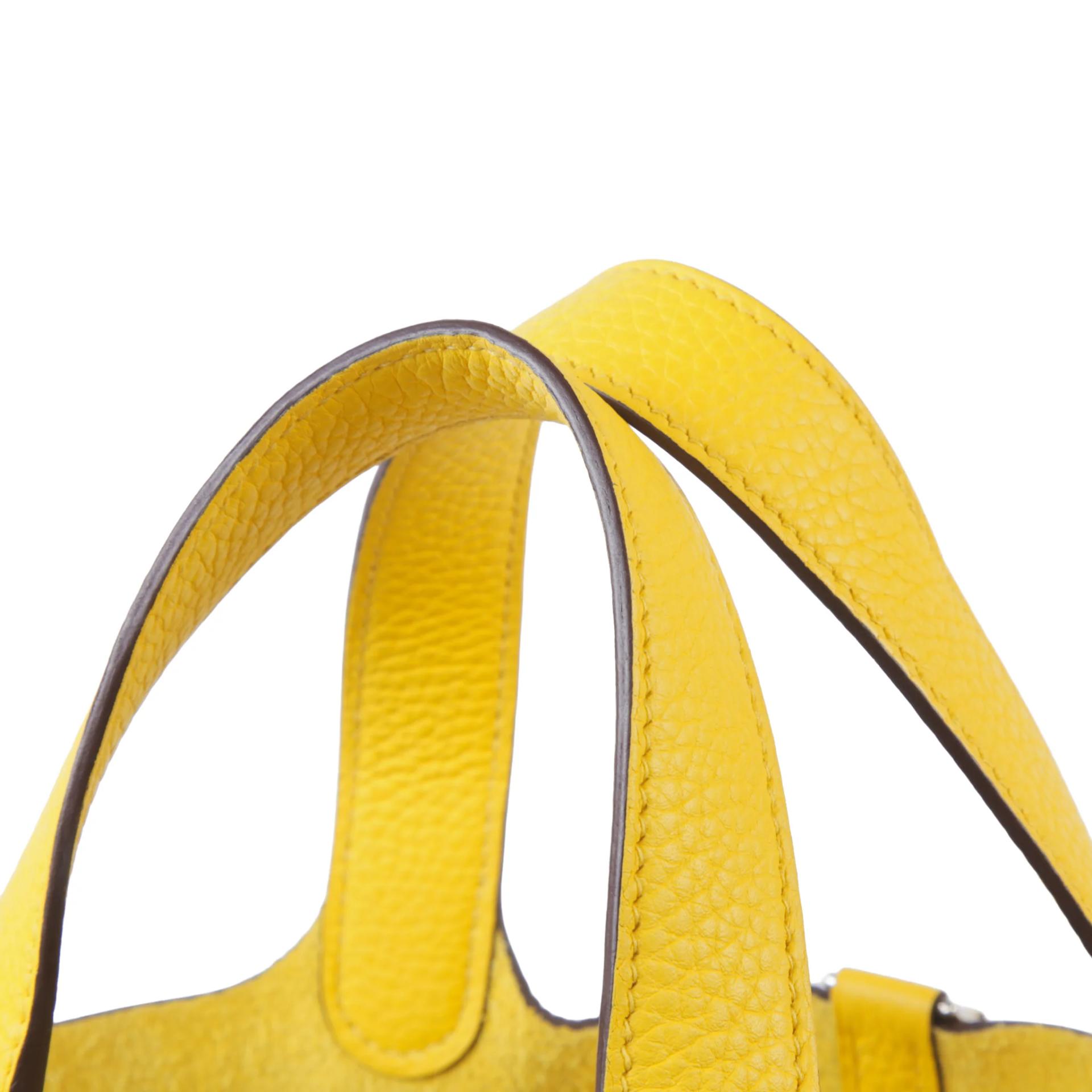 Excellent ( Rank SA ) HERMÈS Picotin Lock PM Jaune de Naples (9O) Clemence Palladium hardware Y (2020) - 3