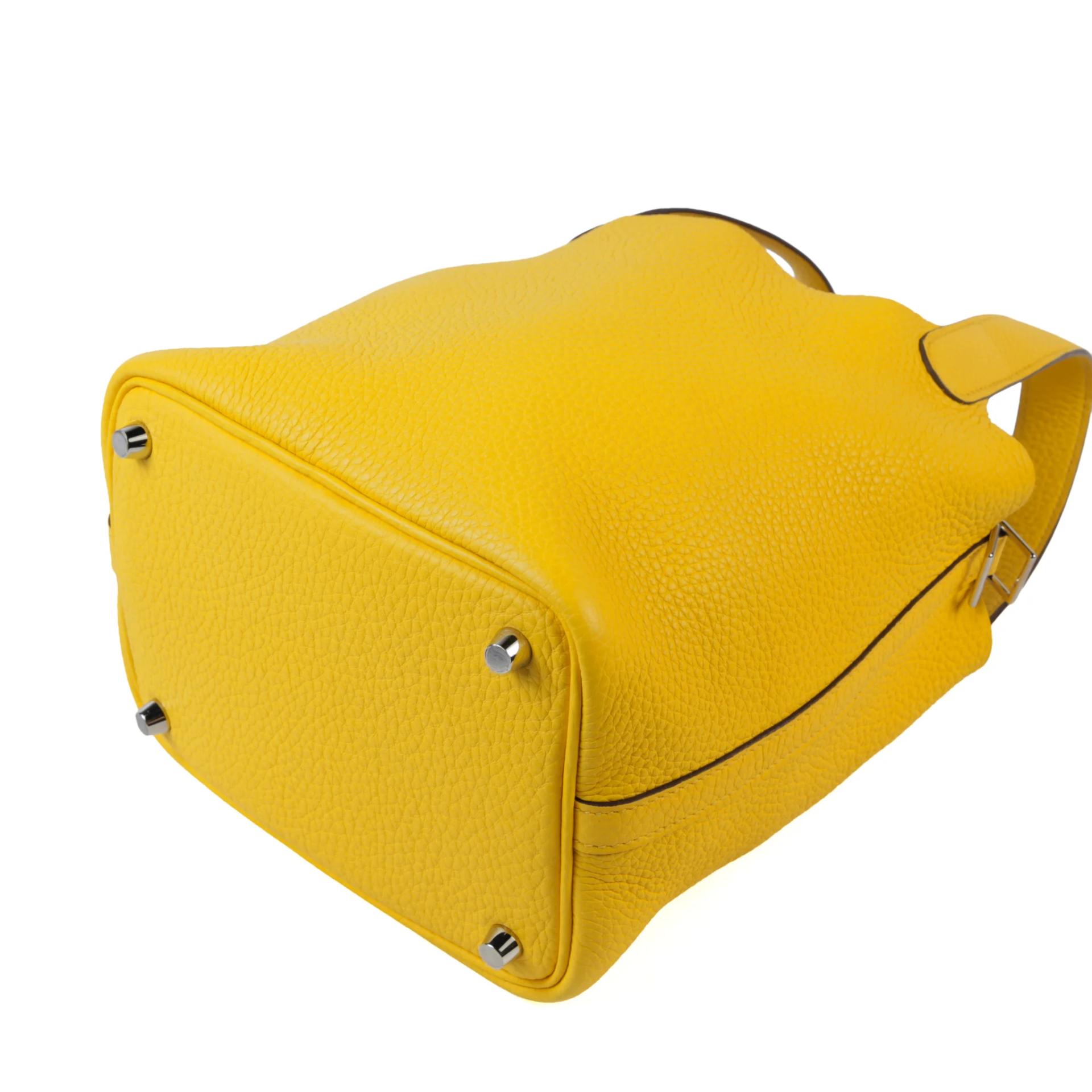 Excellent ( Rank SA ) HERMÈS Picotin Lock PM Jaune de Naples (9O) Clemence Palladium hardware Y (2020) - 7