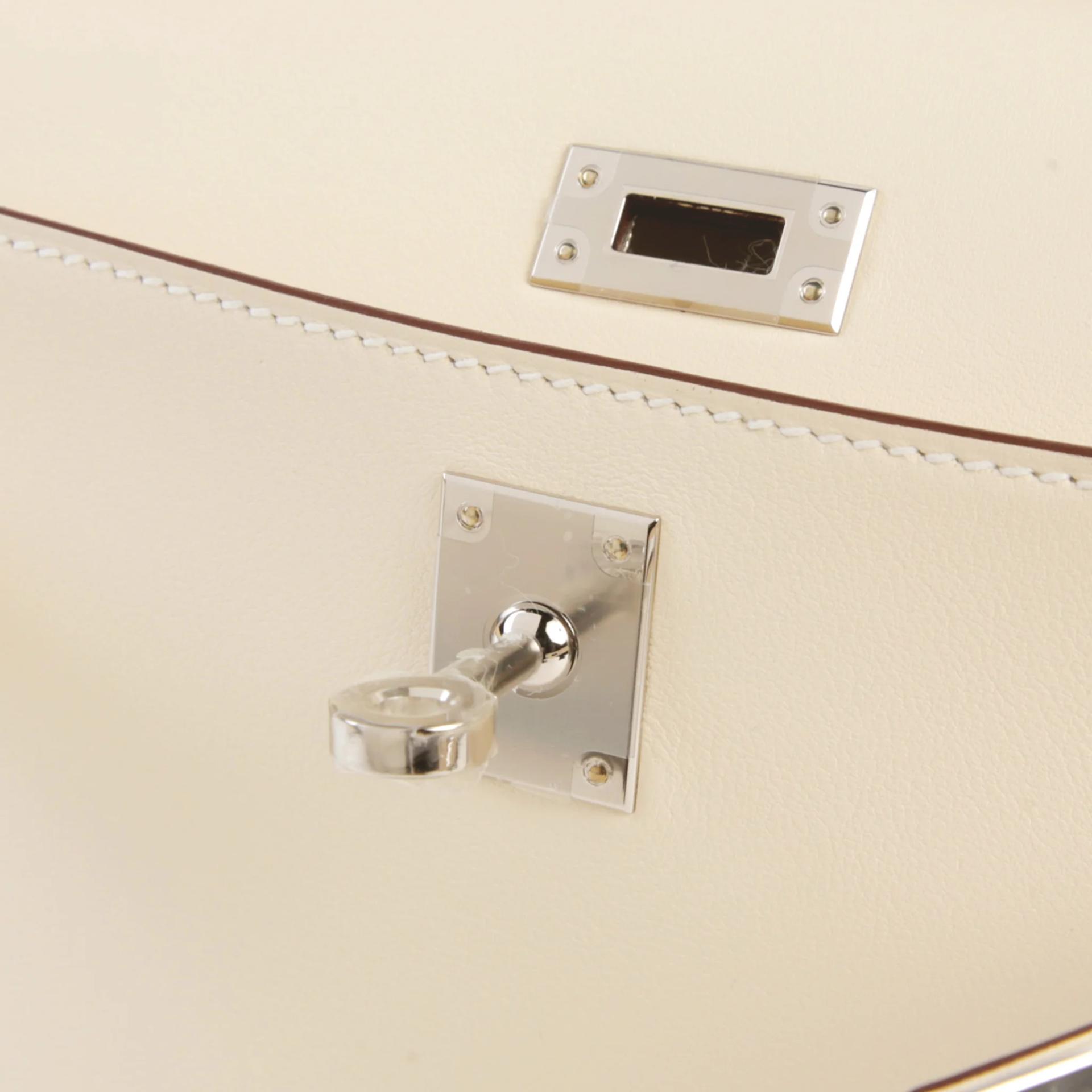 全新 HERMÈS 愛馬仕 Kelly Pochette I2 奶油白 Nata Swift牛皮 銀扣 K刻 2025年 - 9