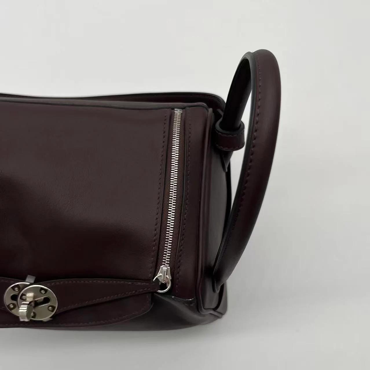 Very Good ( Rank A) HERMÈS Lindy 26 Verso Rouge Sellier (0G) Rose Azalee (8W) Swift Palladium hardware U (2022) - 12