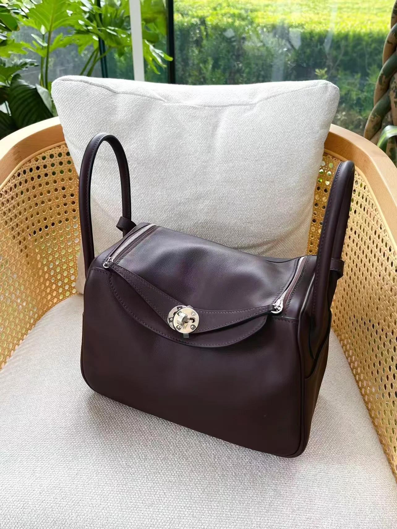 Very Good ( Rank A) HERMÈS Lindy 26 Verso Rouge Sellier (0G) Rose Azalee (8W) Swift Palladium hardware U (2022) - 3